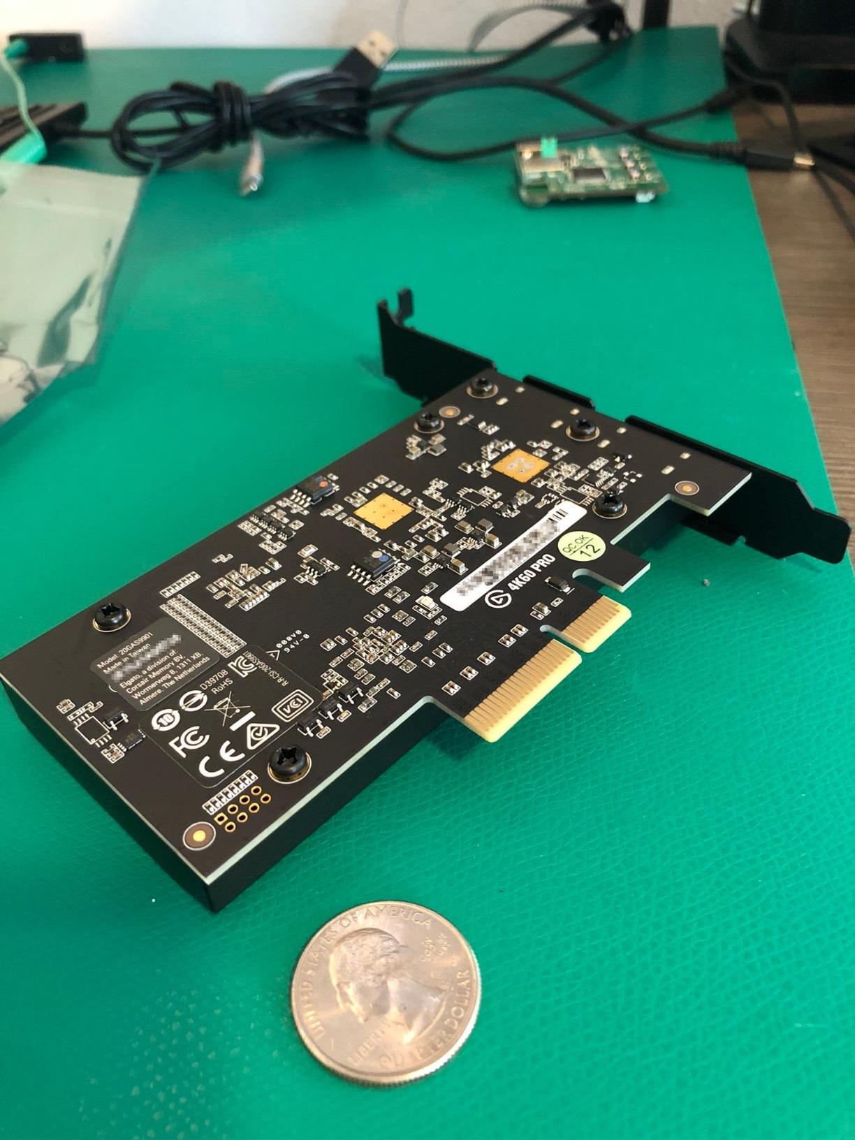 Elgato 4K60 Pro MK.2, Internal Capture Card, Stream and Record 4K60 HDR10 with ultra-low latency on PS5, PS4 Pro, Xbox Series X/S, Xbox One X, in OBS, Twitch, YouTube, for PC customer photo 2