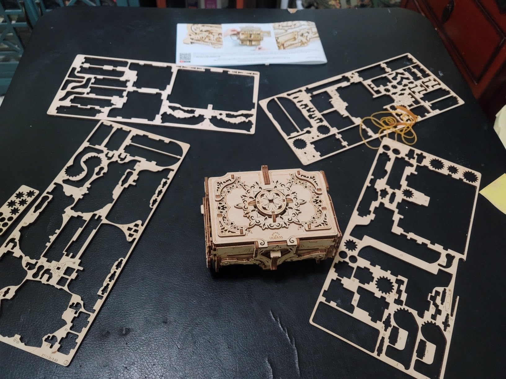 UGEARS Antique Box 3D Wooden Puzzles for Adults - Wooden Model Kits for Adults Puzzle Box DIY Kits for Adult Mechanical Models Brain Teaser, Hobby Set Home Decoration customer photo 2
