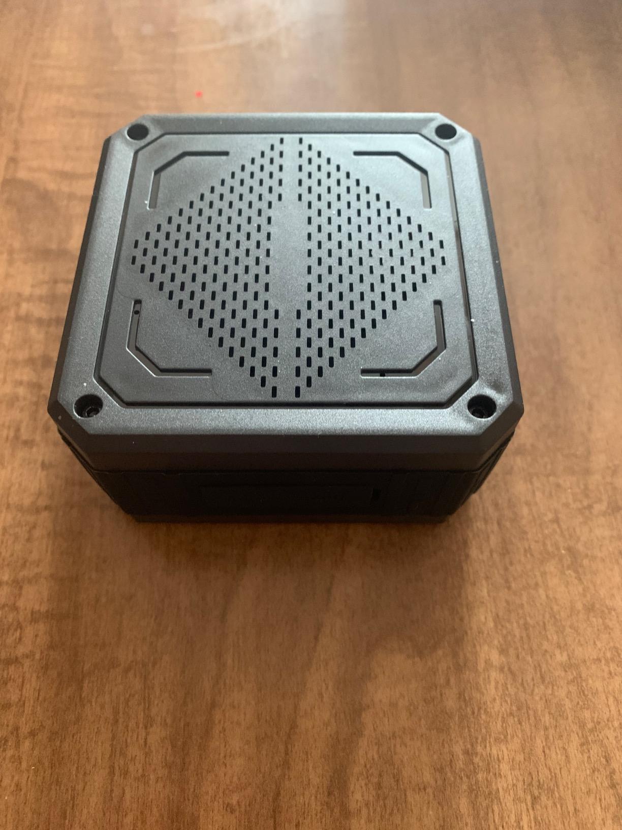 Solar Speaker Portable IPX6 Waterproof Bluetooth Speakers 15 Hours of Playtime Rich Stereo Bass Shockproof Dustproof for Home and Outdoor Wireless Speaker customer photo 2
