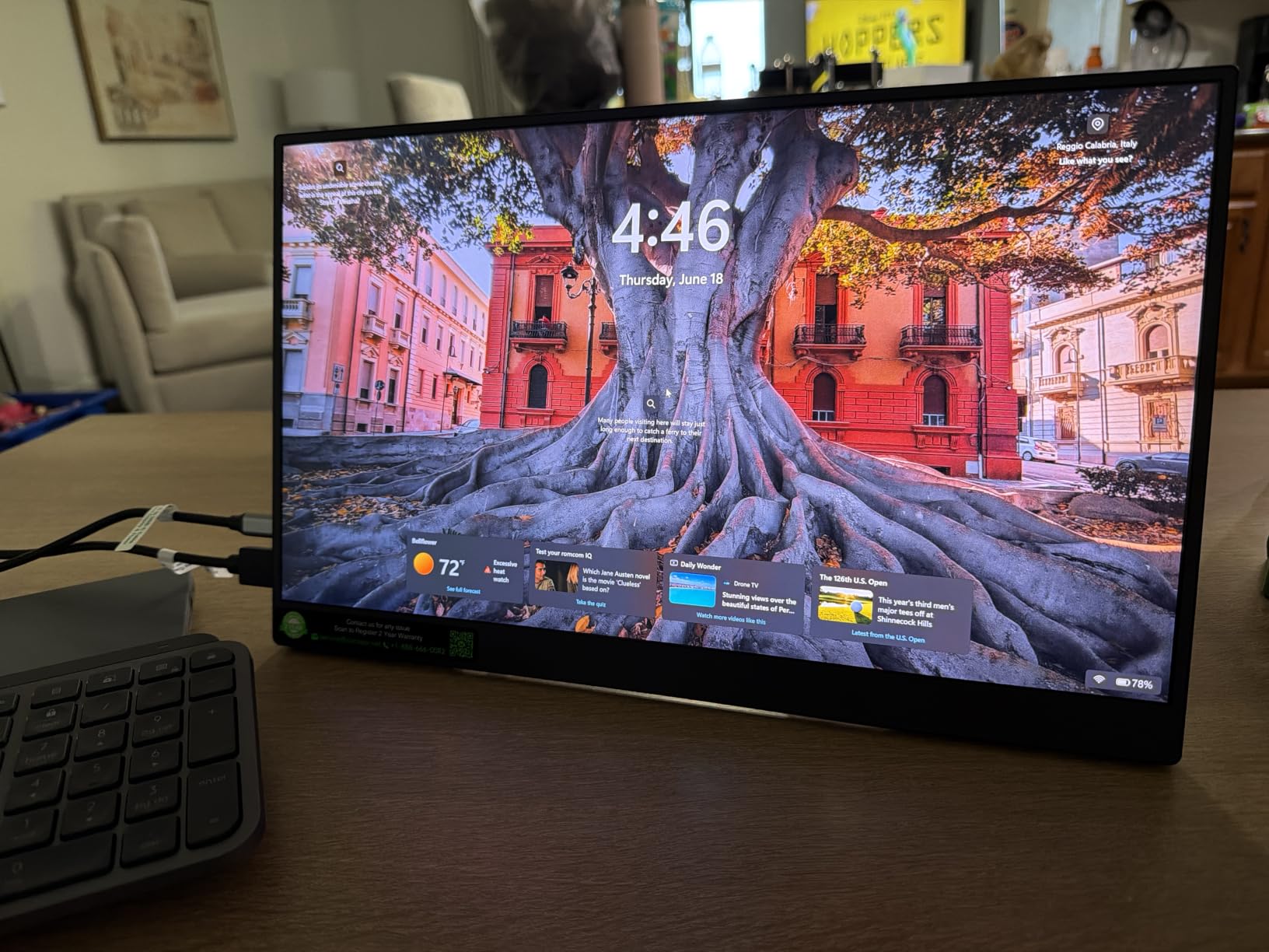 cocopar Portable Monitor 15.6 Inch 1080P FHD 60Hz 85% sRGB Travel Monitor with Speaker HDMI USB-C Second Screen for Laptop MacBook Surface PC Xbox PS4/5, VESA Mountable, with Cover Stand customer photo 1