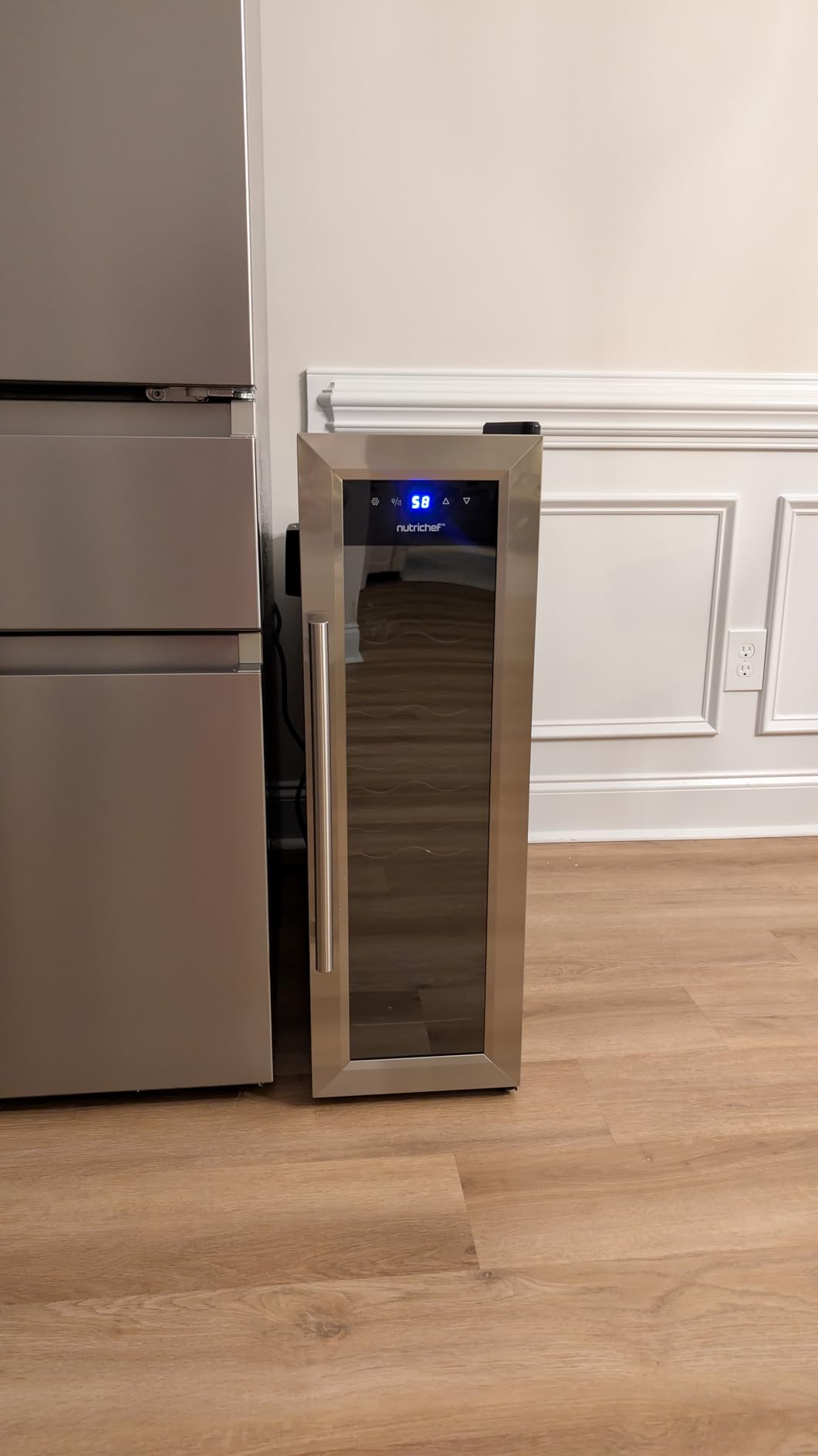 Nutrichef 12 Bottle Stainless Steel Slim Wine Fridge | Red & White Wine Chiller customer photo 1