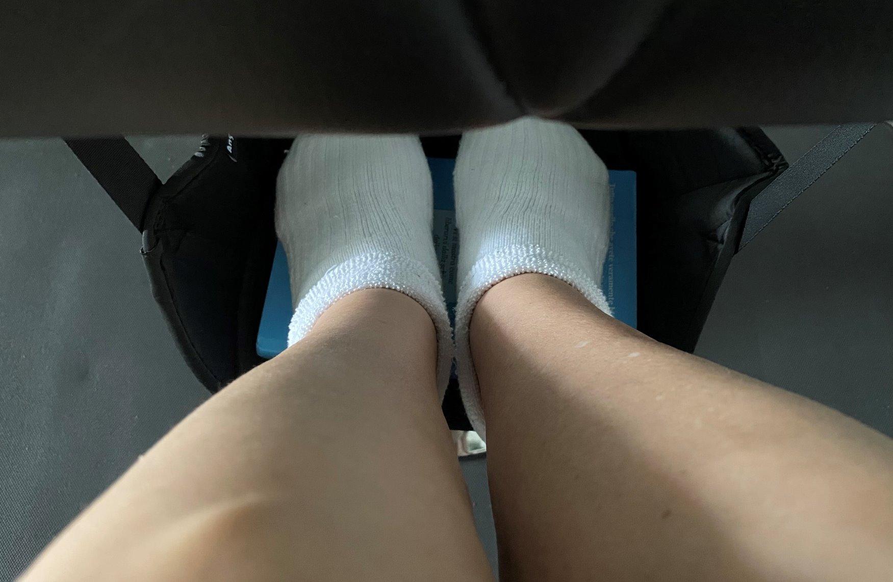 Upgraded Airplane Foot Rest (Premium Memory Foam) - Thickened Super-Size Airplane Foot Hammock to Relax Your Feet - Perfect Airplane Travel Essentials for Long Flight Plane (Extra Large) customer photo 1