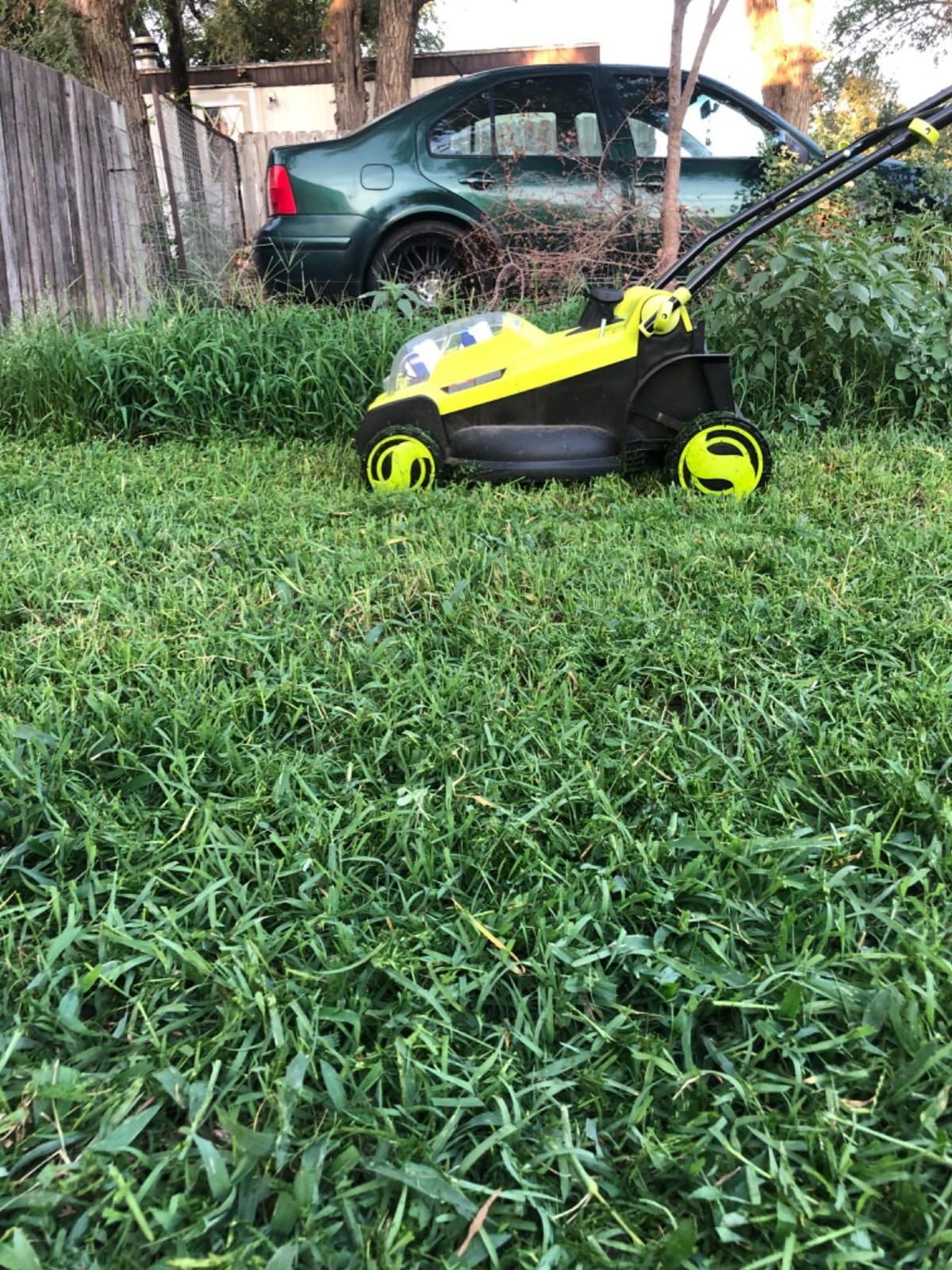 Sun Joe Cordless Electric Push Lawn Mower with 6-Position Height Adjustment, 11-Gal Bag, 17-Inch Cutting Width - Heavy-Duty Yard Trimmer for Gardening Care and Maintenance, 24V-X2-17LM customer photo 1