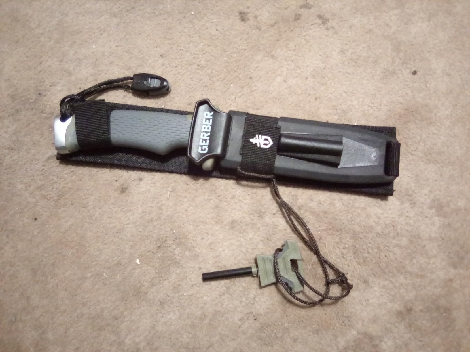 Gerber Ultimate Fixed Blade Knife w/Sheath, Knife Sharpener, Ferro Rod | Bushcraft & Hunting Knife customer photo 2