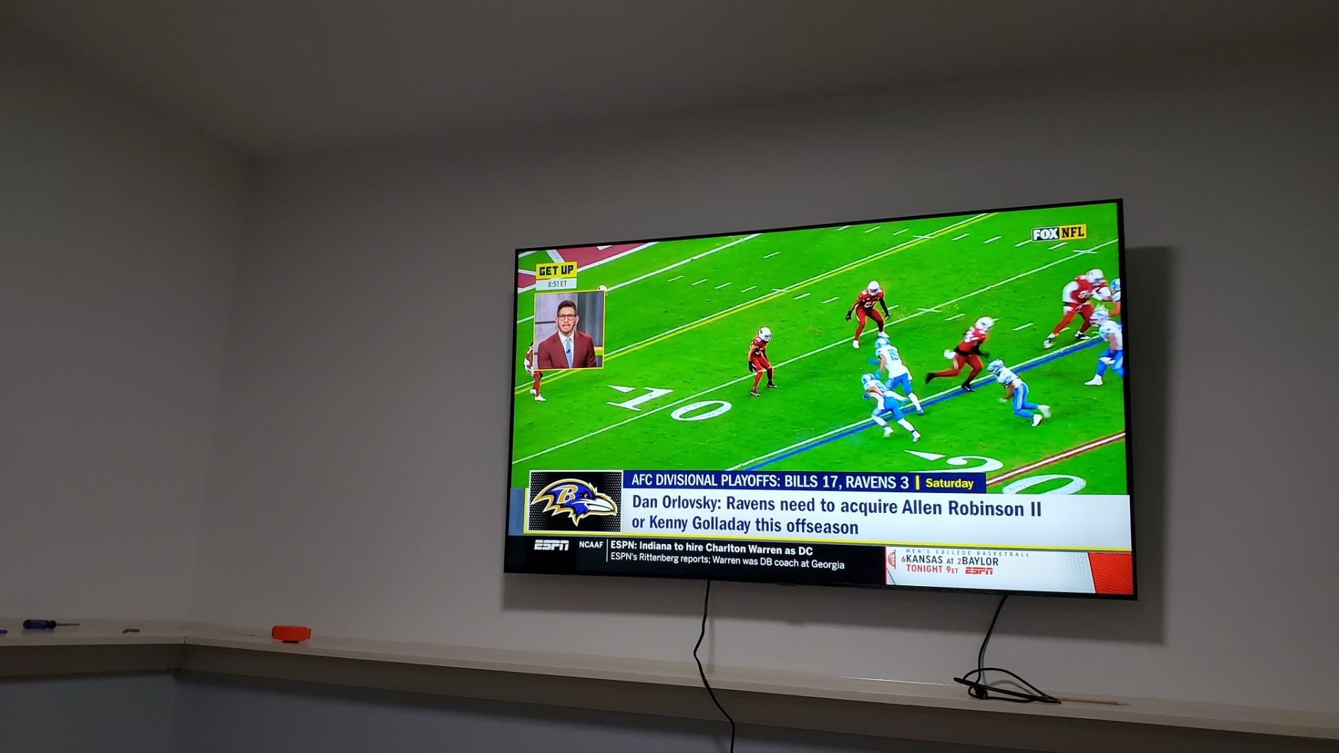 Samsung 50-Inch BE50T-H Pro TV | Commercial | Easy Digital Signage Software | 4K | HDMI | USB | TV Tuner | Speakers | 250 nits, Black customer photo 1