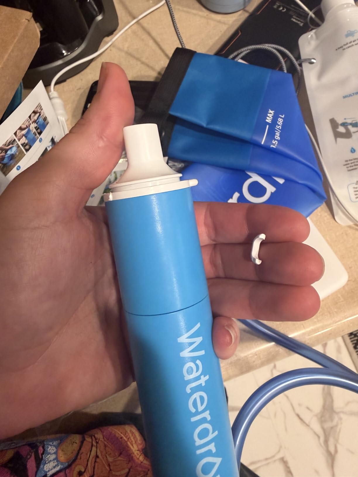 Waterdrop Gravity Water Filter Straw with 1.5 Gallon Water Bag, 0.1 Micron customer photo 1