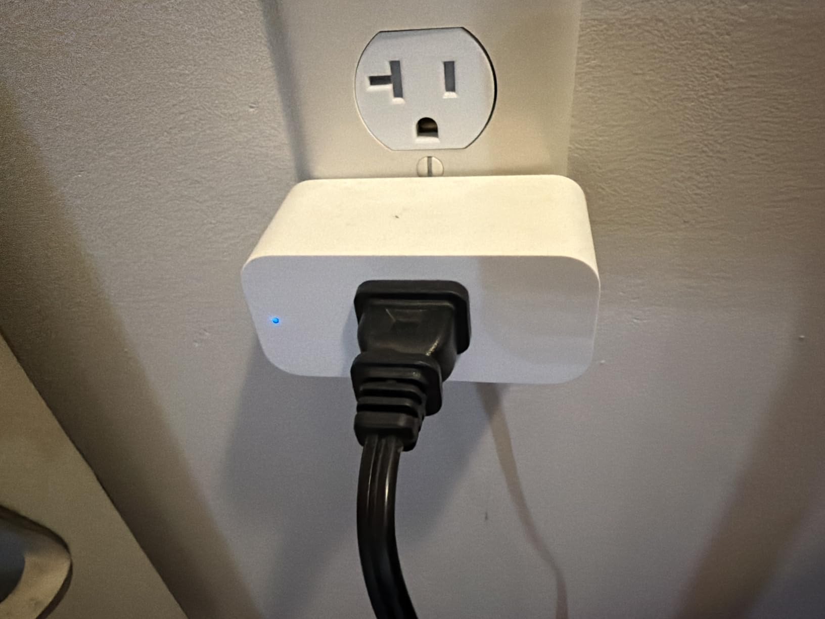 Amazon Smart Plug, Works with Alexa, Simple Setup, Endless Possibilities customer photo 2