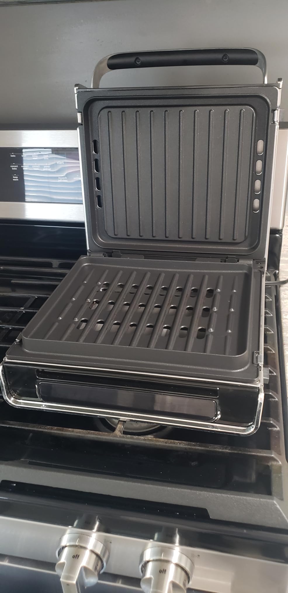 George Foreman Smokeless Digital Smart Select, Family Size (4-6 Servings), Stainless Steel, GRD6090B customer photo 1