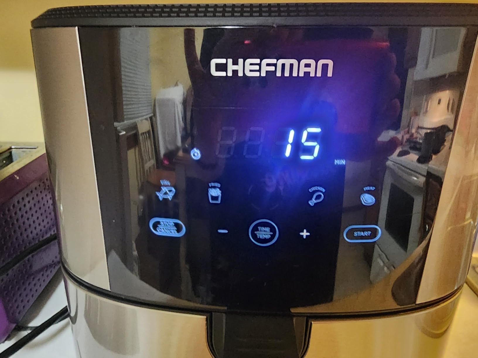 Chefman Air Fryer 8 Qt | TurboFry 4-in-1 with 450°F Hi-Fry Option for Crispier Results | Bake, Dehydrate, Frozen | XL Nonstick Dishwasher-Safe Basket | Stainless Steel customer photo 2