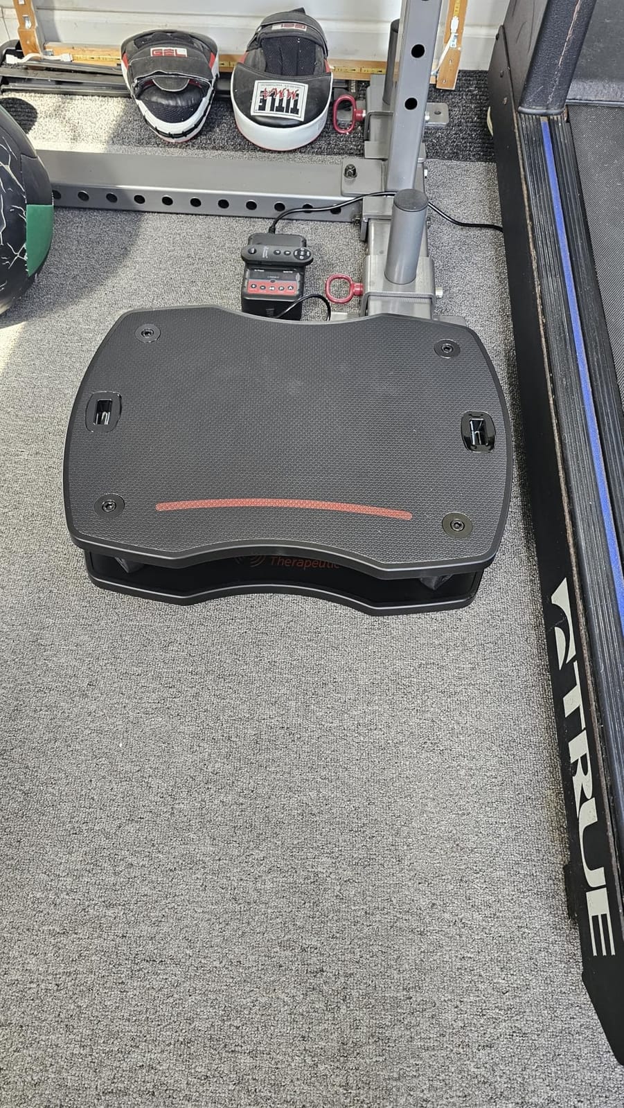 VT007 Vibration Plate Exercise Machine - High Frequency, Low Amplitude | Muscles, Bones and Nerves Training | Blood and Lymph Circulation Improvement customer photo 1