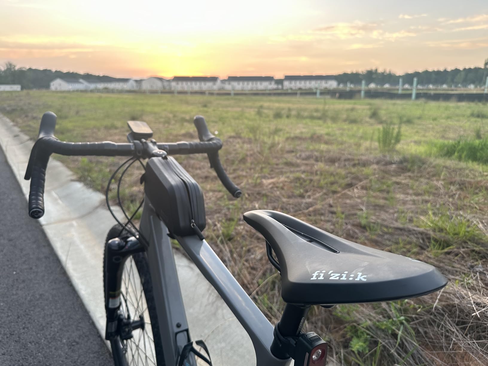 Fizik Terra Argo, Gravel Short-Nose Saddle customer photo 1