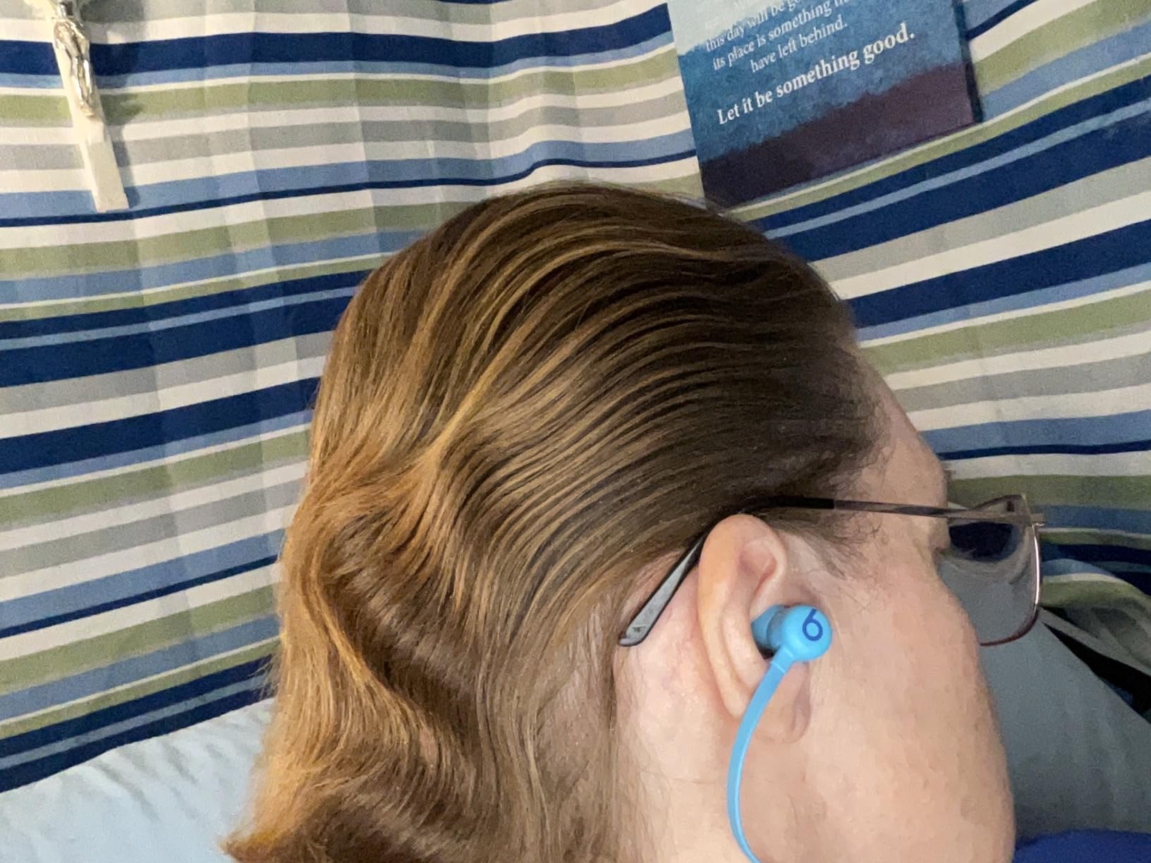 Beats Flex Wireless Earbuds - Apple W1 Headphone Chip, Magnetic Earphones, Class 1 Bluetooth, 12 Hours of Listening Time, Built-in Microphone - Flame Blue customer photo 1