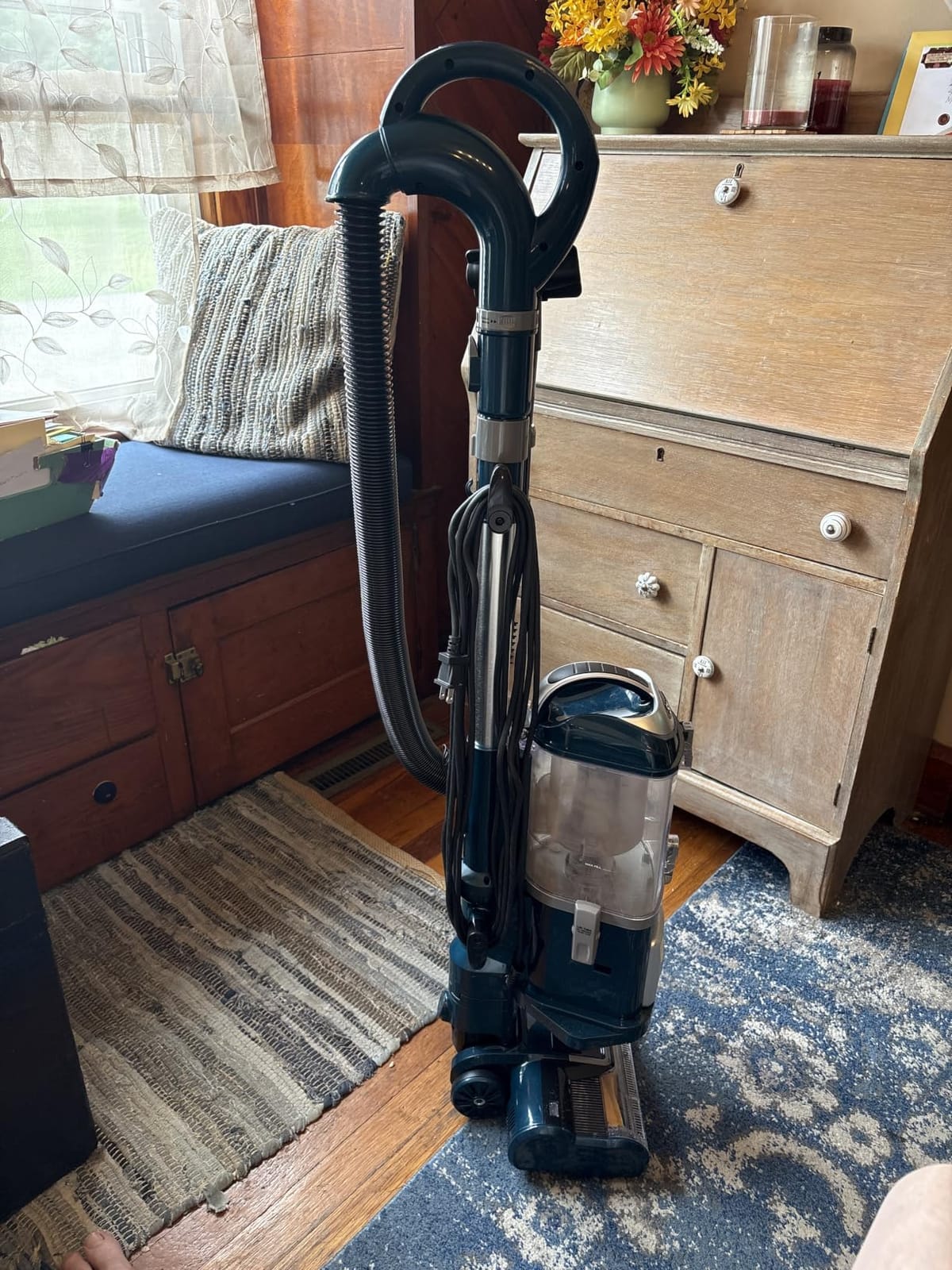 Shark Navigator Lift-Away Vacuum, Self-Cleaning, HEPA, Teal, ZU503AMZ customer photo 1