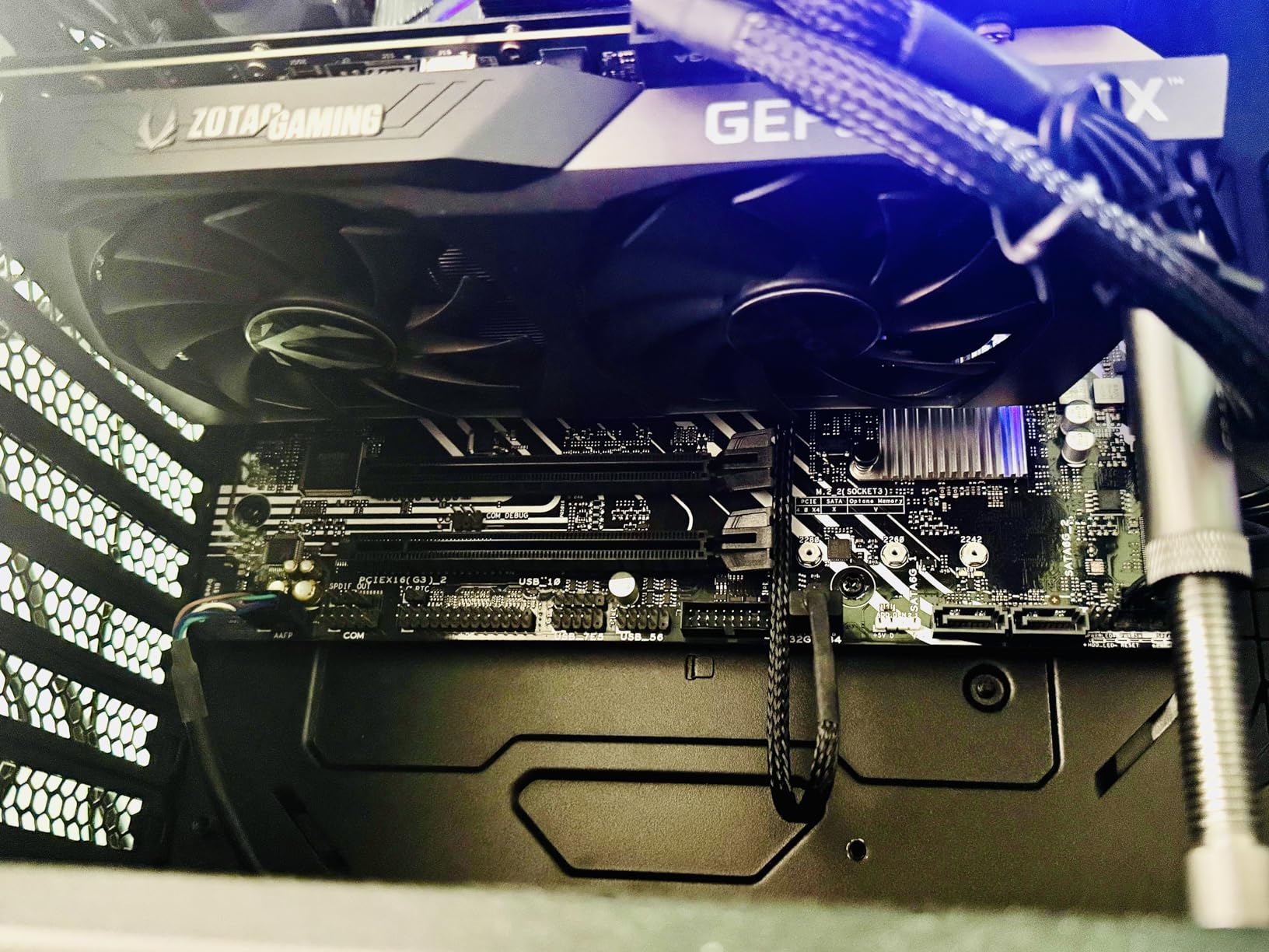 ZOTAC Gaming GeForce RTX 3060 Twin Edge OC 12GB GDDR6 192-bit 15 Gbps PCIE 4.0 Gaming Graphics Card, IceStorm 2.0 Cooling, Active Fan Control, Freeze Fan Stop ZT-A30600H-10M customer photo 2