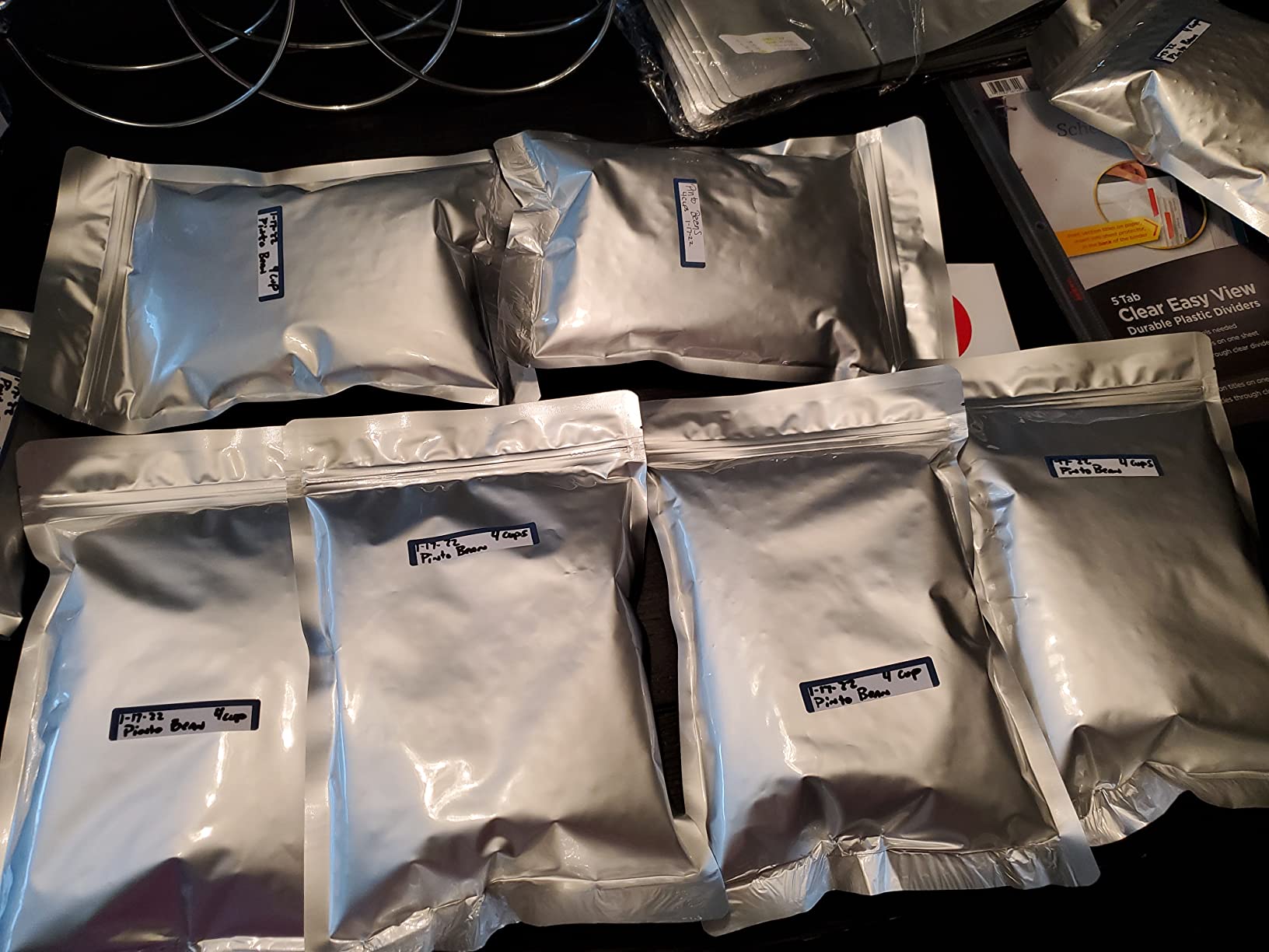 Wallaby 30 Count 1-Gallon Gusset Mylar Bags with 400cc Oxygen Absorbers, 15 Mil Total Thickness Long-Term Food Storage Pouches, 10x14 Stand-Up Zipper Heat-Sealable Airtight Packaging - Silver customer photo 2