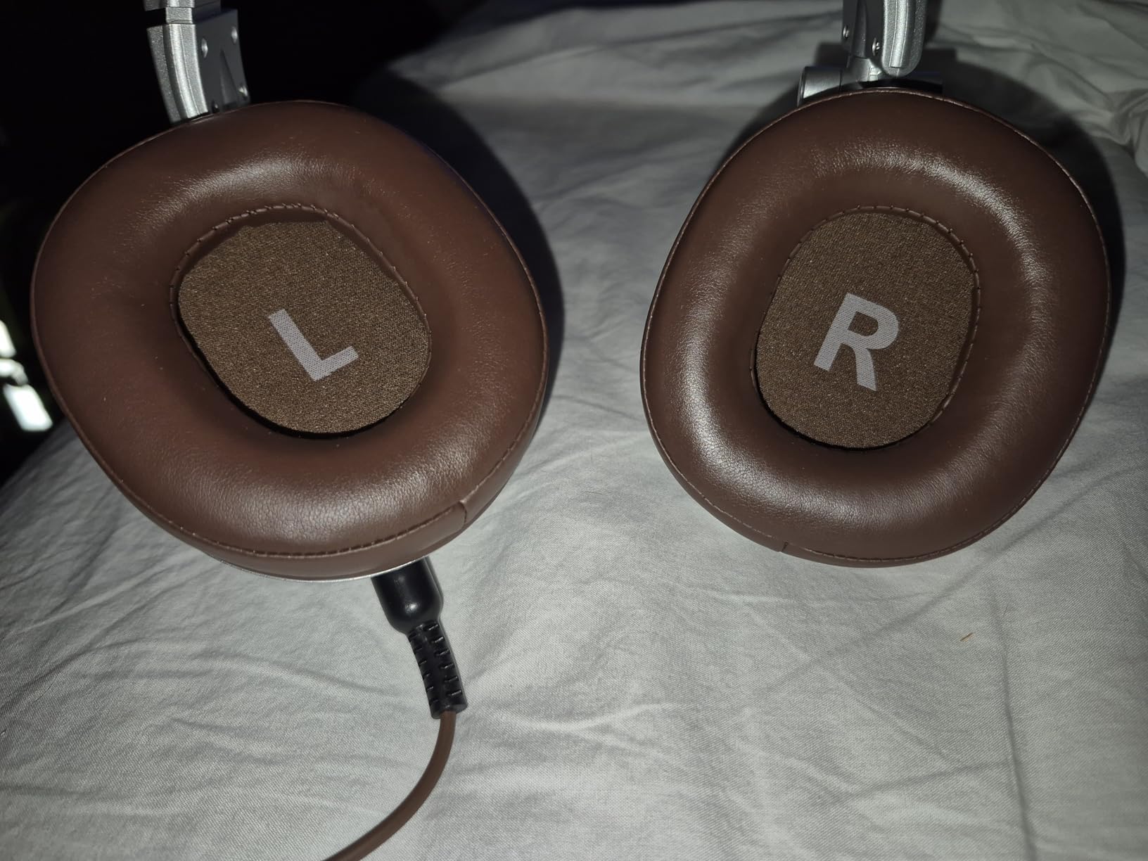 OneOdio A71 Hi-Res Studio Recording Headphones - Wired Over Ear Headphones with SharePort customer photo 2