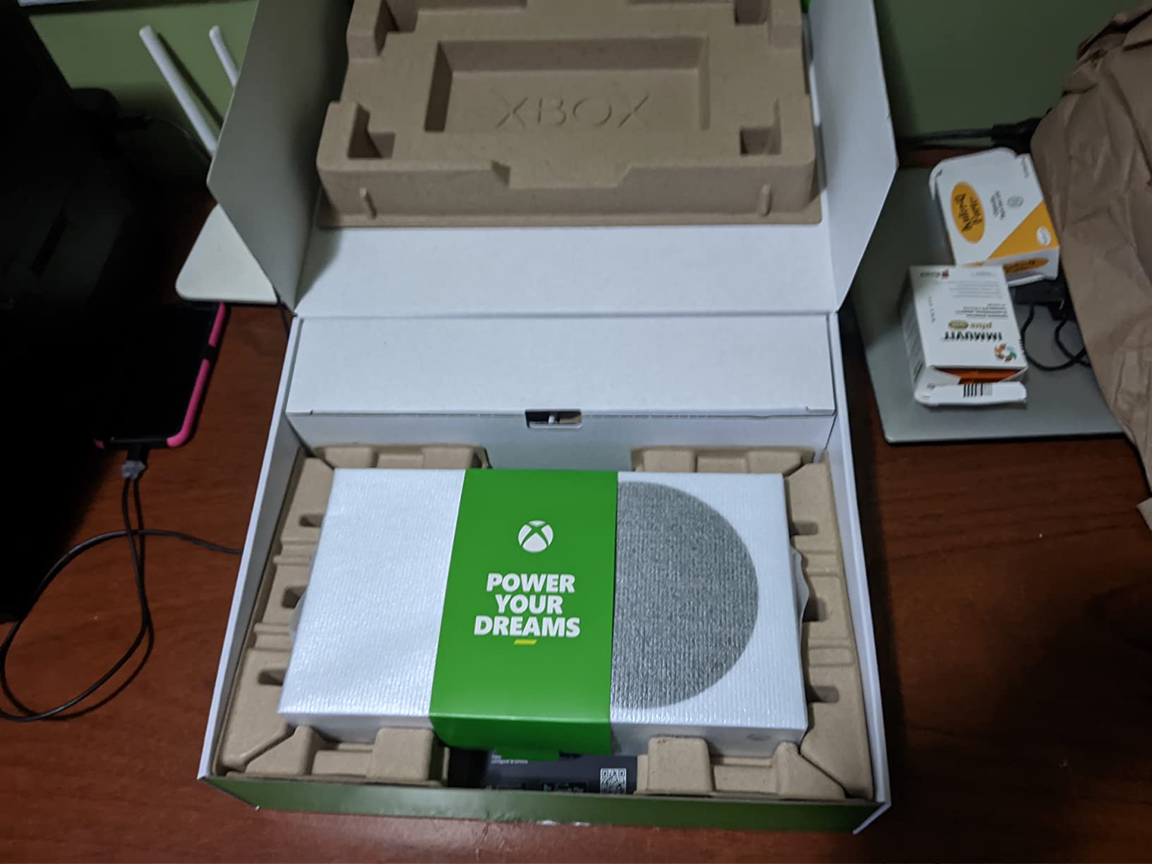 Xbox Series S - Fortnite & Rocket League Bundle customer photo 1