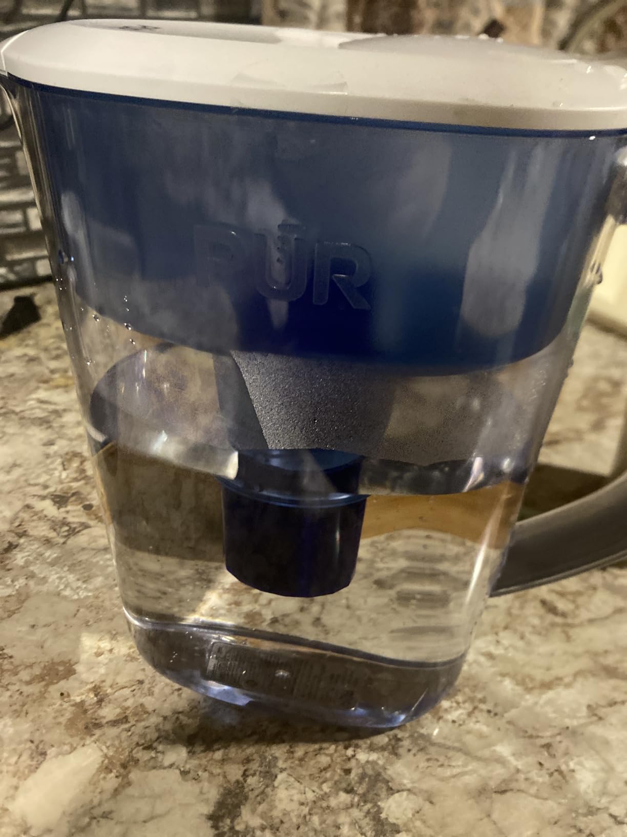 PUR 7-Cup Water Filter Pitcher, Includes 1 Genuine PUR Filter, White | Cleaner, Great-Tasting Water, Dishwasher Safe, Powerful, Faster Filtration, LockFit Cap Design customer photo 2