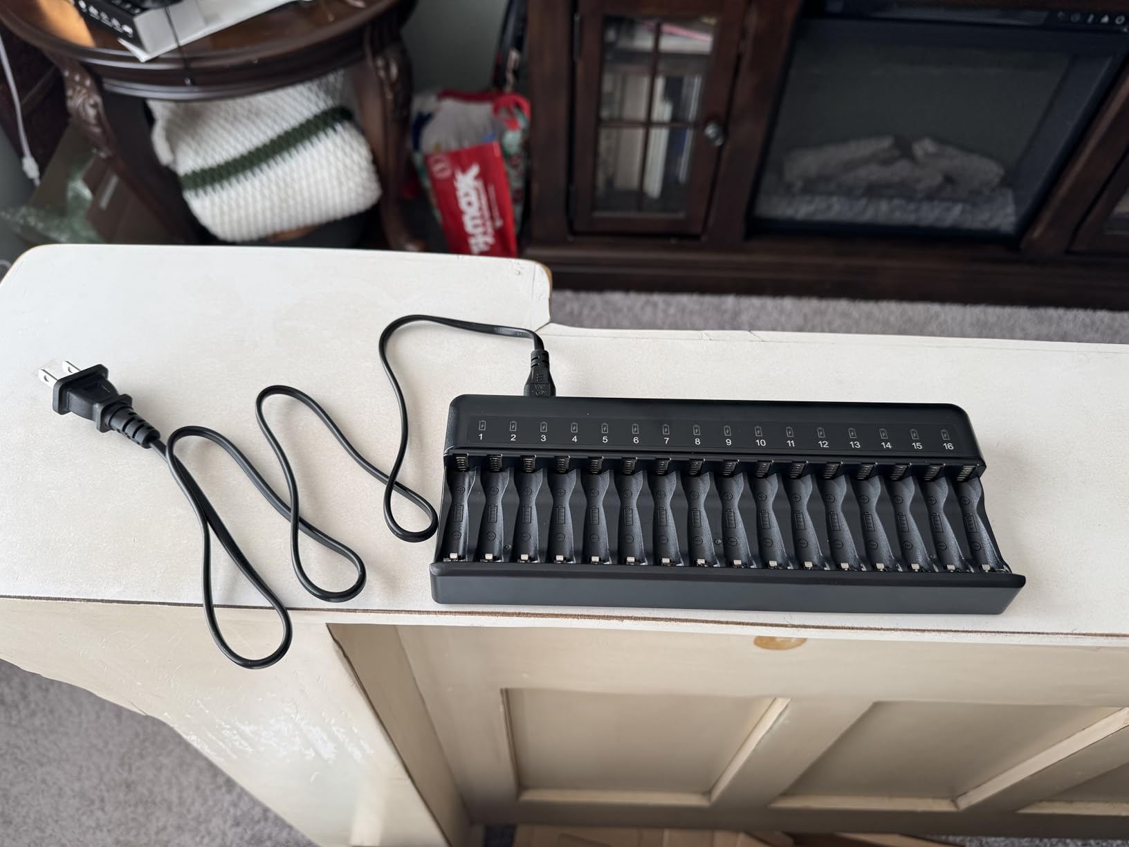 BONAI AA AAA Battery Charger 16 Bay for NiMH Rechargeable Batteries Independent Control with LED Light and Standard American AC Charging Plug, Battery not Included - Black customer photo 2