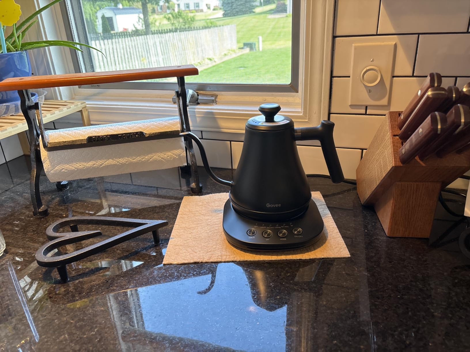 Govee Smart Electric Kettle, WiFi Variable Temperature Gooseneck Tea Kettle with Alexa Control customer photo 1