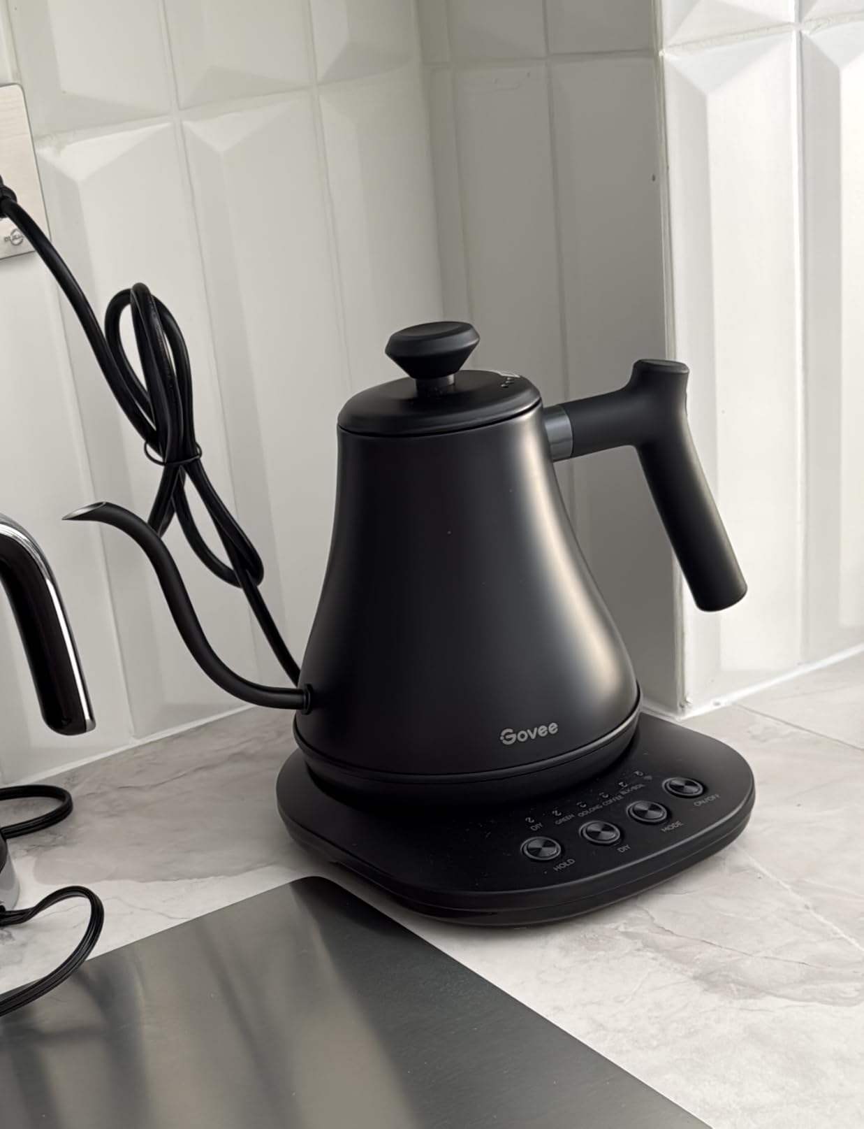 Govee Smart Electric Kettle, WiFi Variable Temperature Gooseneck Tea Kettle with Alexa Control customer photo 2