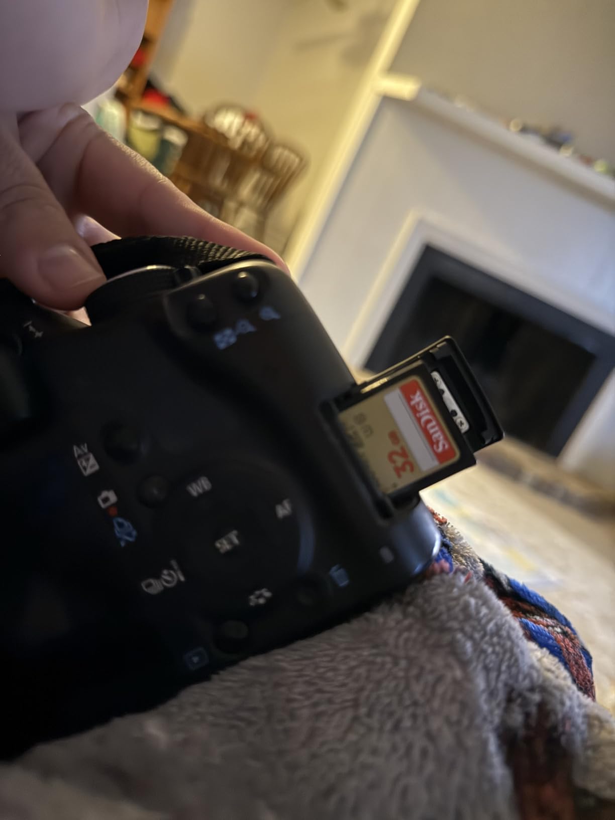 SanDisk 256GB Extreme SDXC UHS-I Memory Card - C10, U3, V30, 4K, UHD, SD Card - SDSDXVV-256G-GNCIN customer photo 1