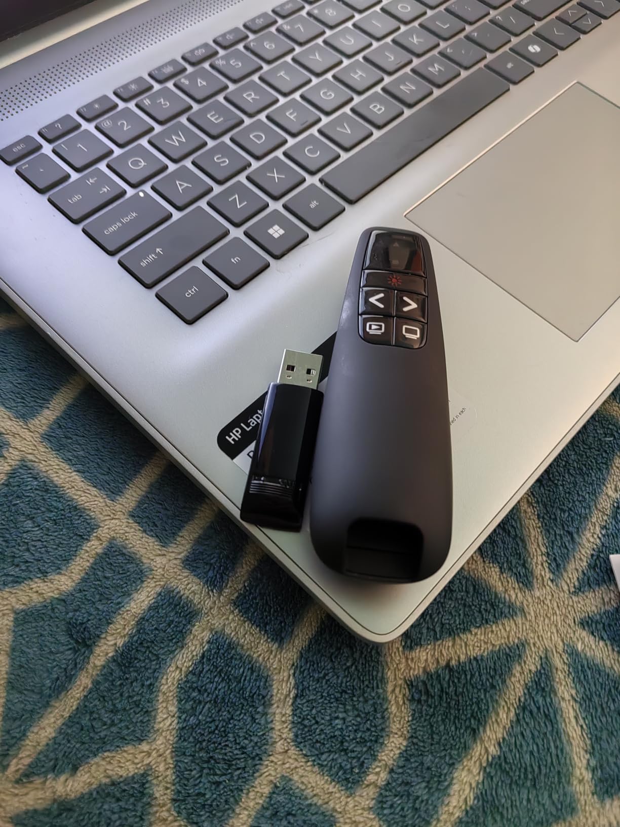 Presentation Clicker for PowerPoint, Wireless Presenter Remote with Laser | Ergonomic PowerPoint Remote Clicker with Red Laser Pointer for Computer Laptop/Windows/Mac/PPT/Google Slides Advancer customer photo 1