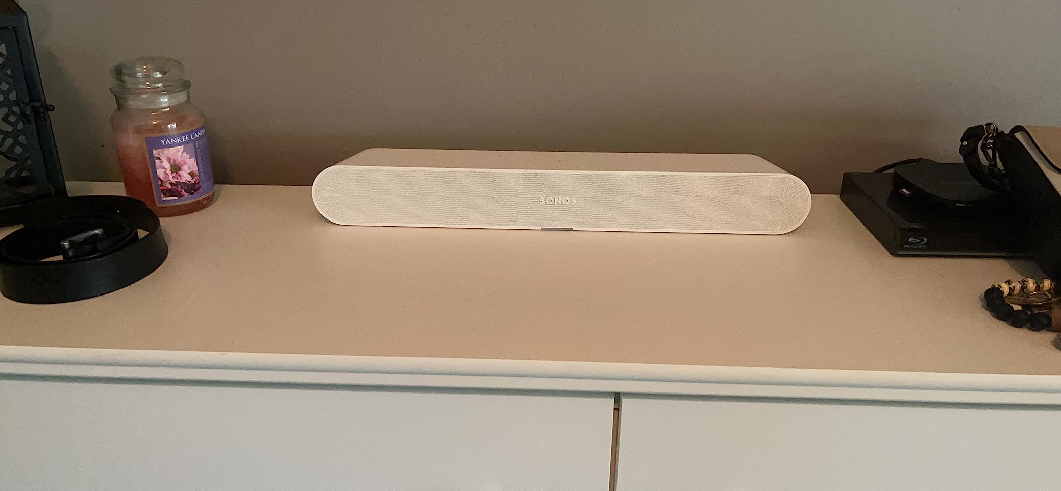 Sonos Ray - Compact Soundbar for TV and Music - Black | Speech Enhancement for Clear Dialogue | Works with Sonos Sub Mini & Surrounds | AirPlay 2 & Ethernet | WiFi customer photo 1