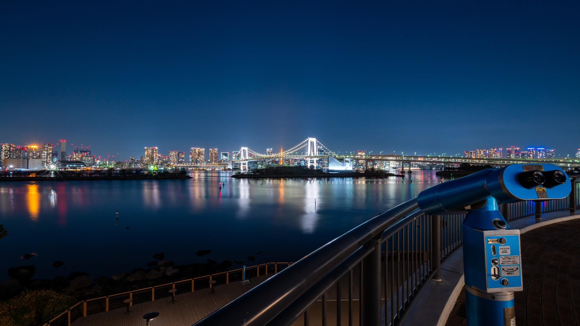 Sony E 11mm F1.8 APS-C Ultra-Wide-Angle Prime Lens customer photo 1