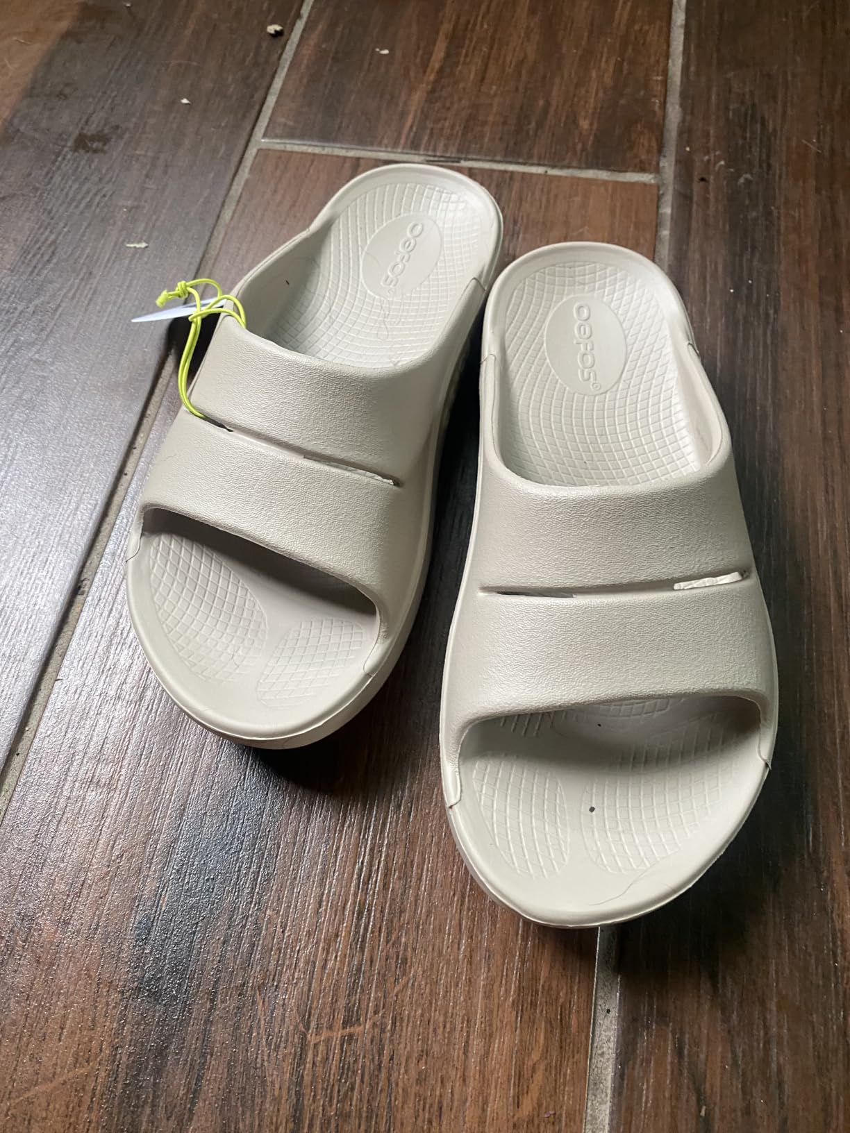 OOFOS OOahh Recovery Slide - Women's and Men's customer photo 2