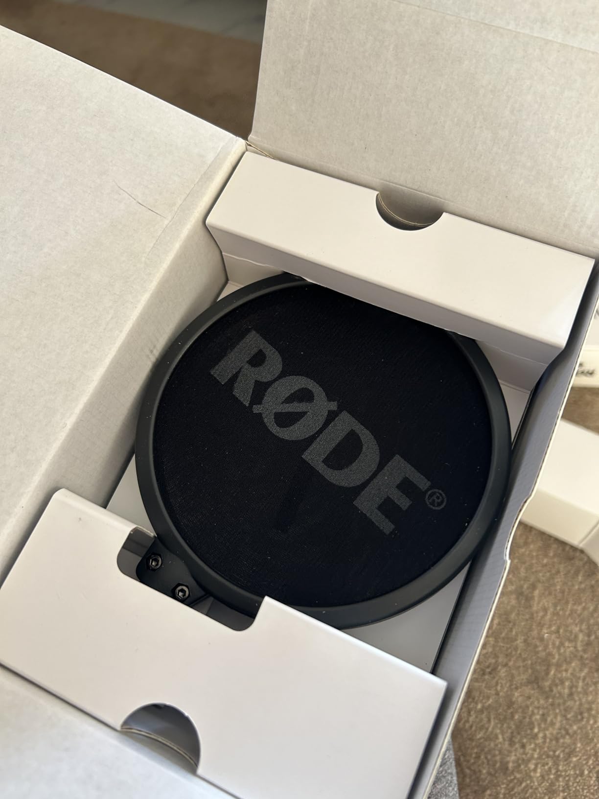 RØDE NT1 5th Gen Large-Diaphragm Studio Condenser Microphone - XLR & USB Outputs - Shock Mount & Pop Filter Included customer photo 1