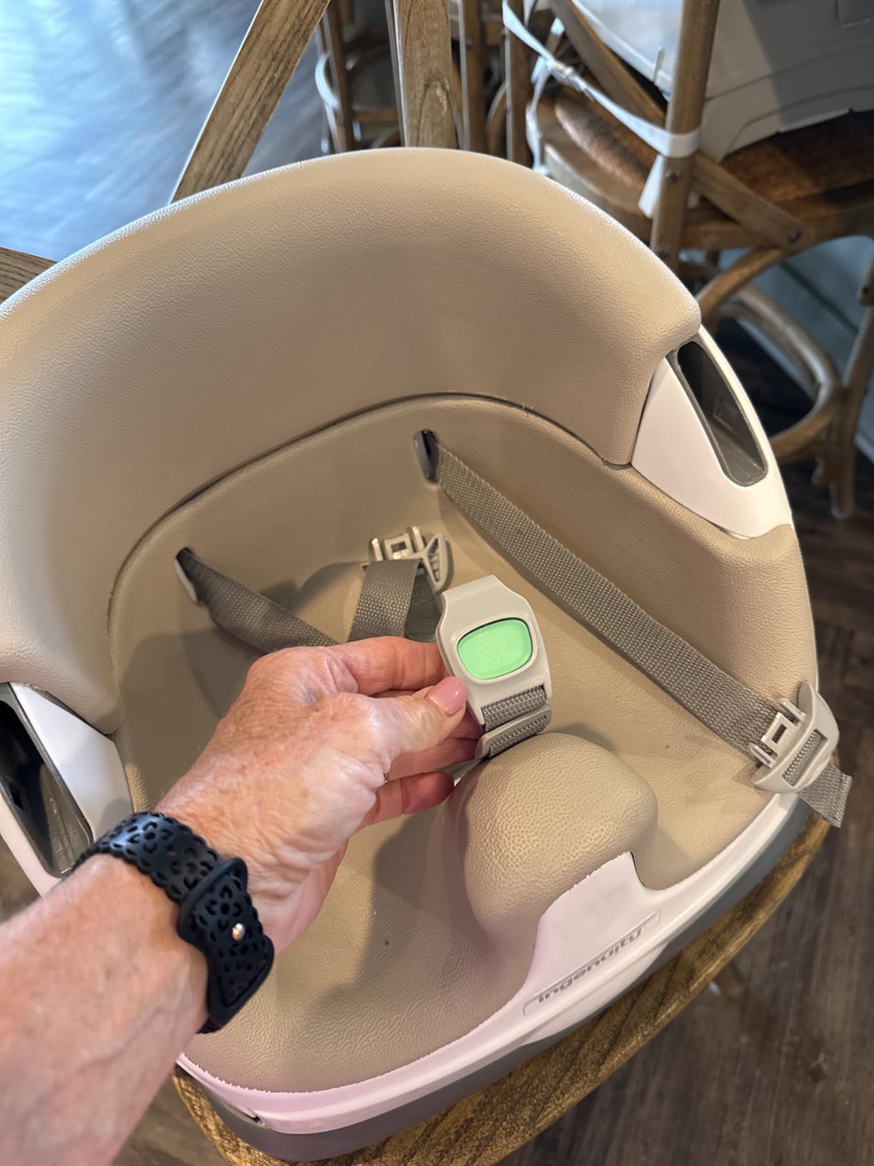 Ingenuity Baby Base 2-in-1 Booster Feeding and Floor Seat with Self-Storing Tray - Mist customer photo 2