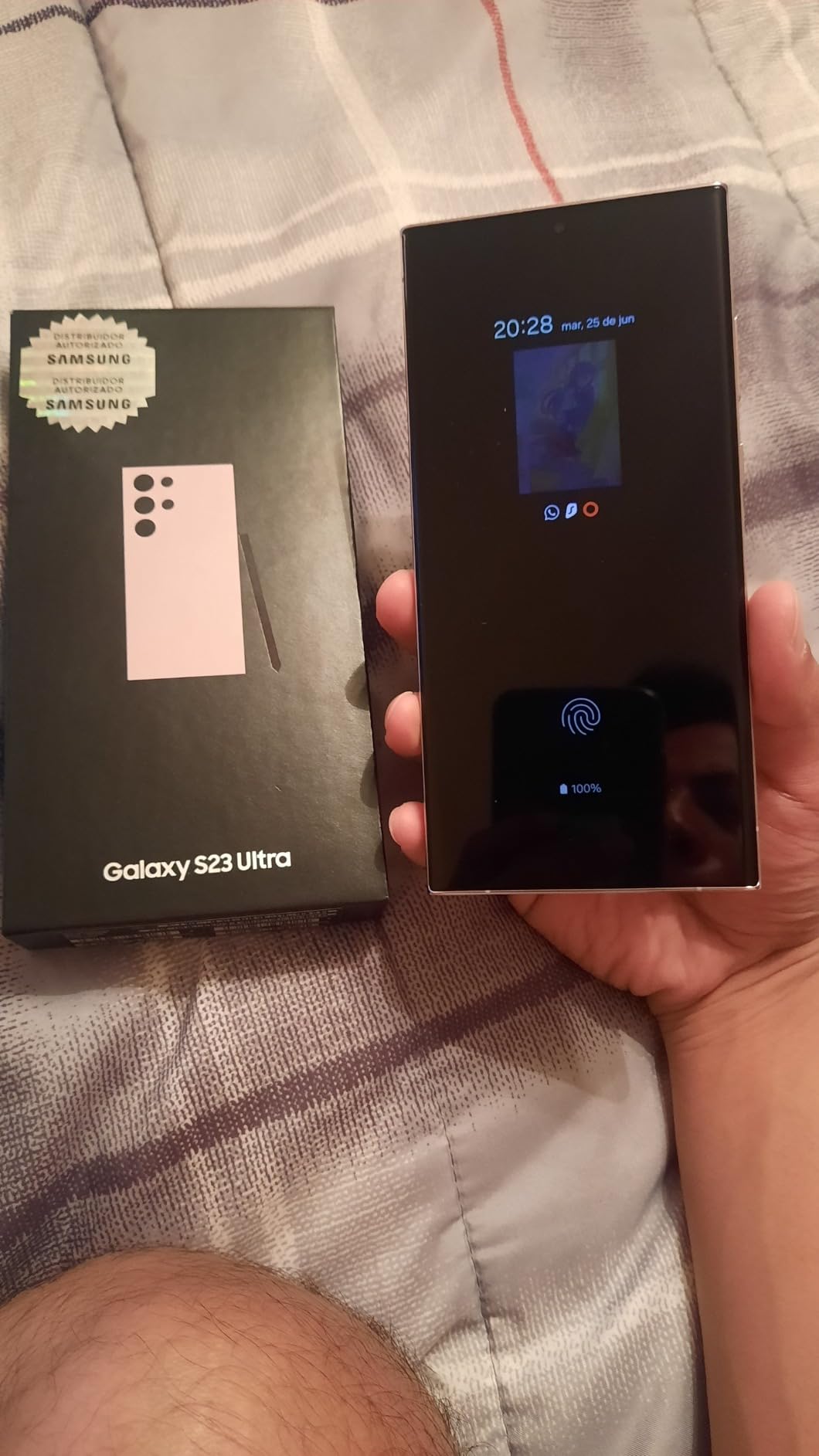 Samsung Galaxy S23 Ultra 5G SM-S918B/DS 256GB 12GB RAM, 200 MP Camera, Factory Unlocked, International Model (Lavender) customer photo 2