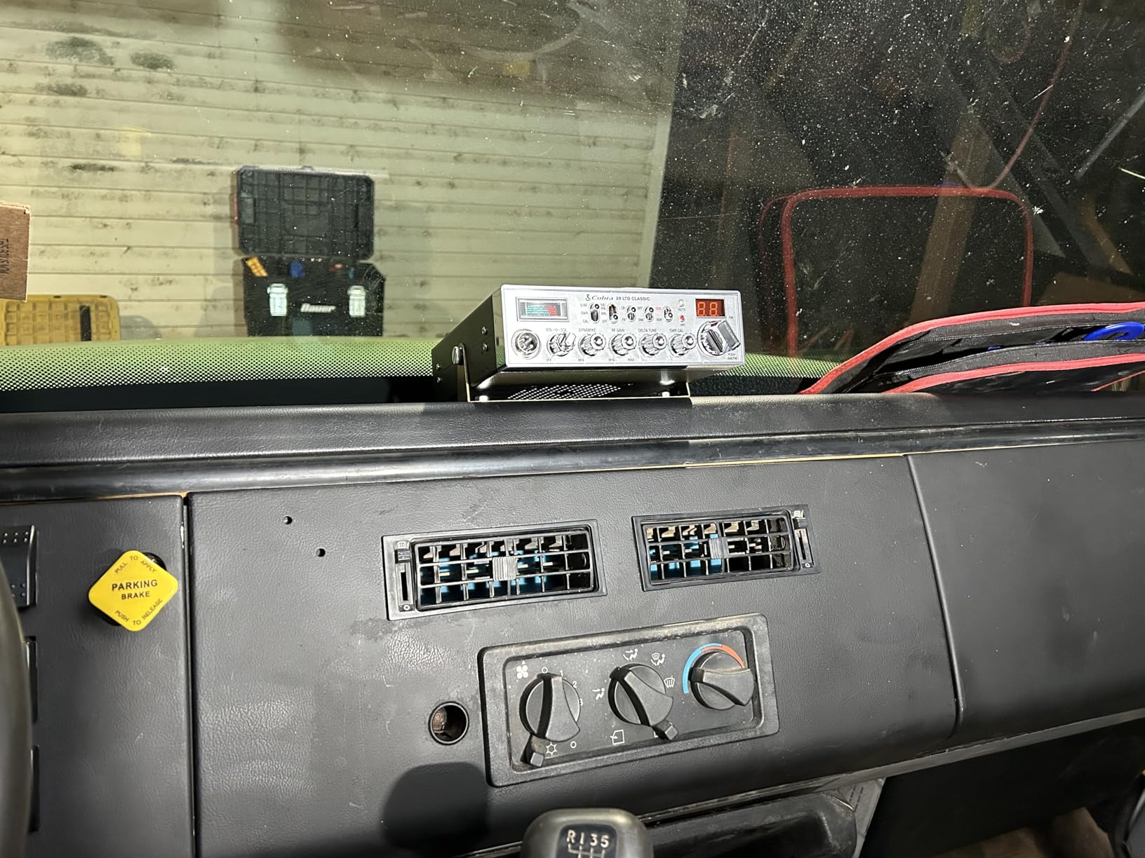 Cobra 29 LTD Classic AM/FM Professional CB Radio - Easy to Operate, Emergency Radio, Instant Channel 9, 4-Watt Output, Full 40 Channels, Adjustable Receiver and SWR Calibration, Black customer photo 2
