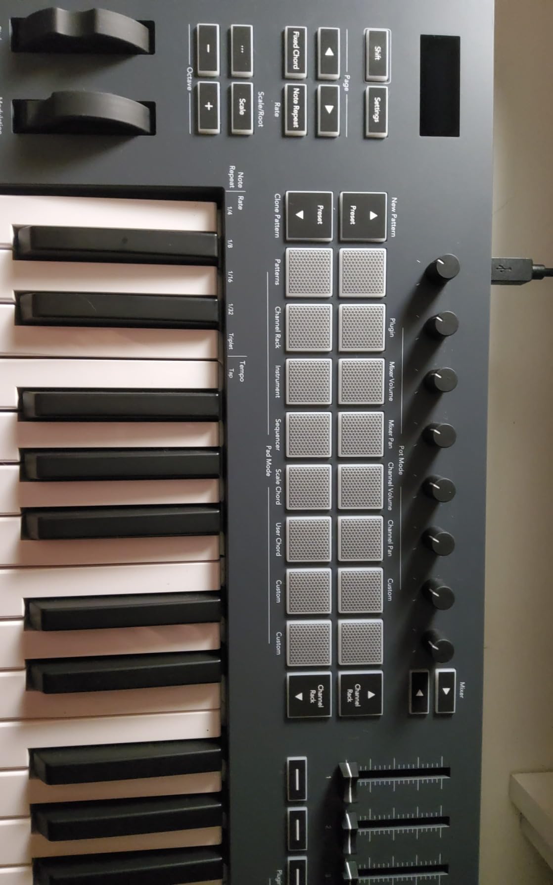Novation FLkey 49 USB MIDI Controller Keyboard for FL Studio customer photo 2