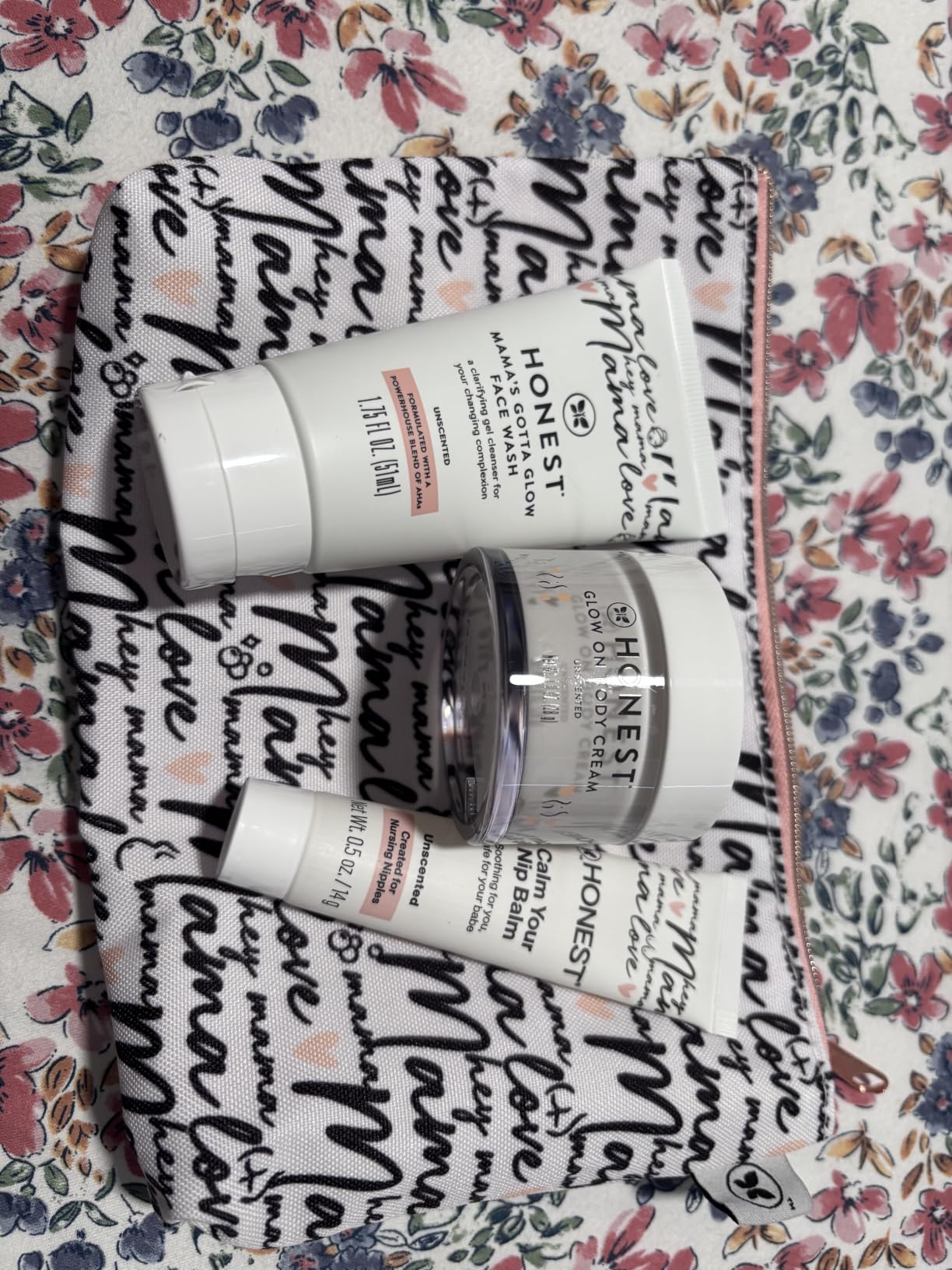The Honest Company New Mama Care Gift Set, Hospital Bag Must Haves | New Mama Hospital-Bag Gift Set: Nip Balm (0.5 Oz), Glow On Body Cream & Face Wash (1.75 Fl Oz) In A Reusable Pouch customer photo 1