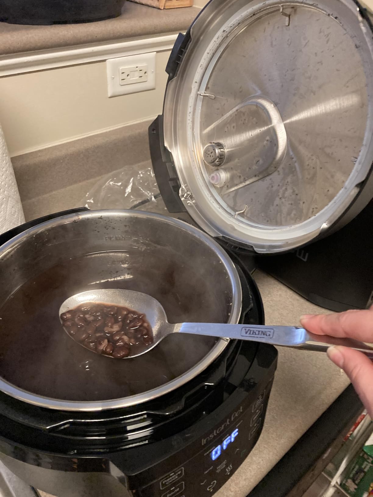 Instant Pot 7.5QT RIO Wide, 7-in-1 Electric Multi-Cooker, Pressure Cooker, Slow Cook, Rice, Steamer, Sauté, Yogurt & Warmer, Wide Base, Large Searing Base, WhisperQuiet Steam Release customer photo 1
