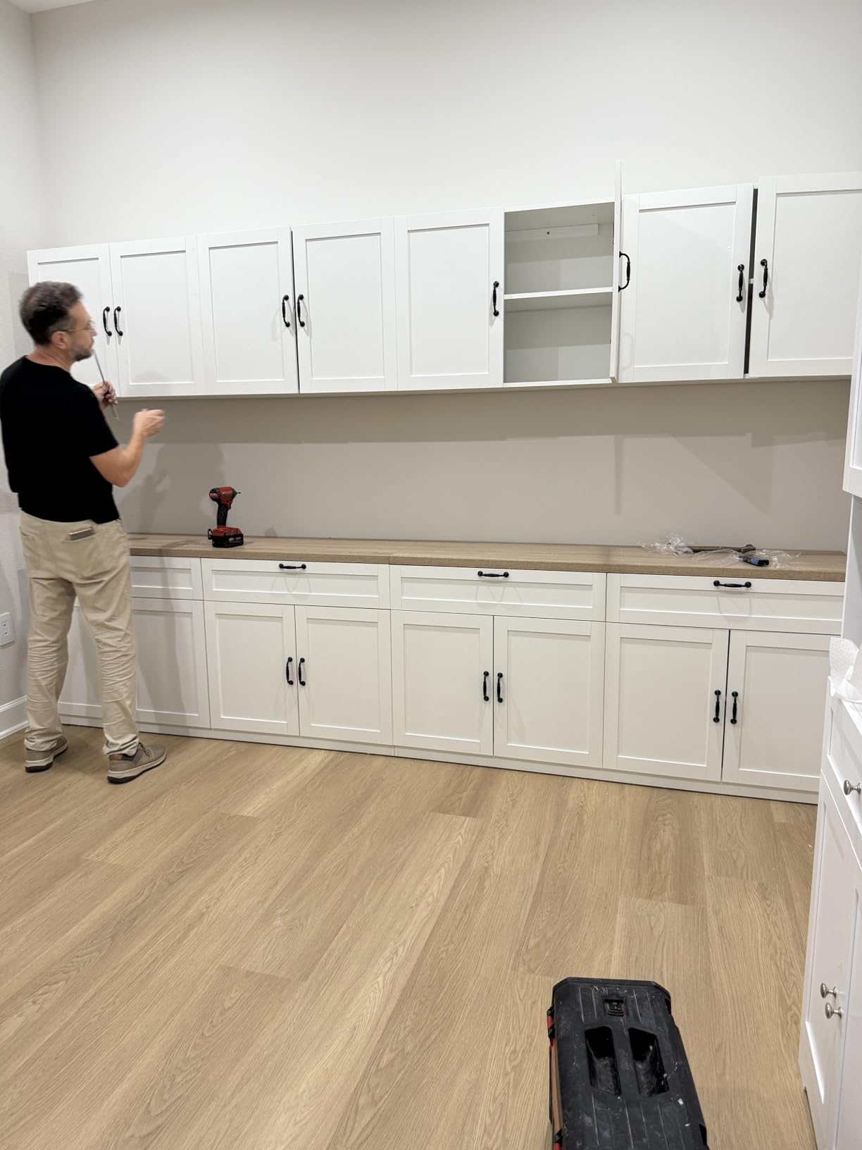 Large Kitchen Pantry Cabinet Set with Wall Mounted Storage Sideboard, Freestanding Wall Storage Cabinet with Shelves, 8 Doors & 2 Drawers, Utility Console Dining Cupboard, White 63