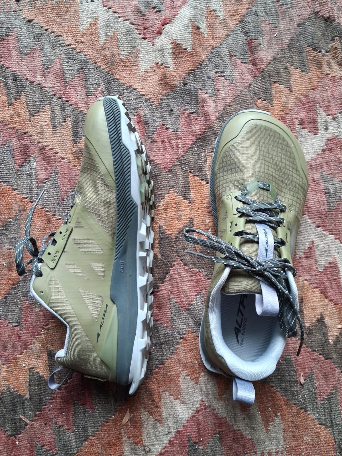 ALTRA Women's Lone Peak 8 Trail Running Shoe customer photo 1