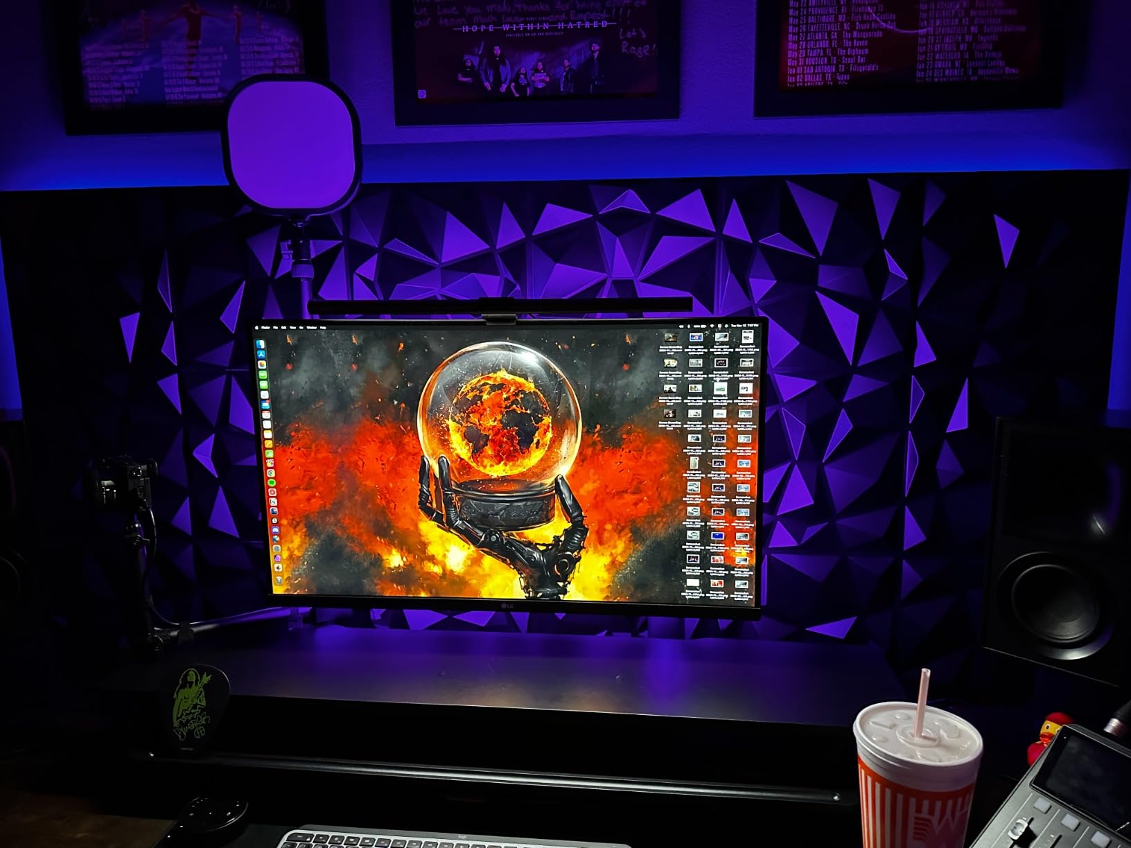 Govee Gaming Light for Monitor G1, RGBIC LED Backlight for 27-34 Inch PC | Smart LED Lights for Monitors with Color Matching, Adapts to Curved Monitors, Double Strip Light Beads with 123 Scene Modes customer photo 1
