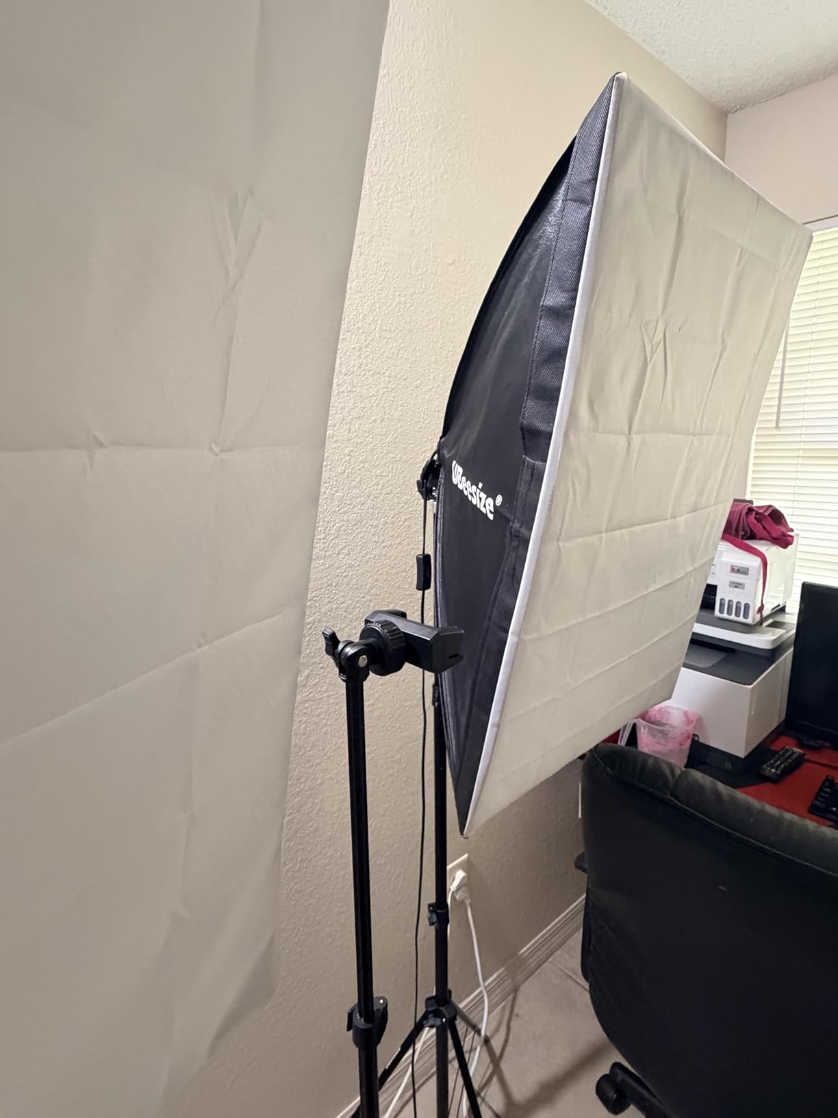 UBeesize 92'' Cell Phone Tripod Stand with 16.5'' Gooseneck and Remote, Overhead Tripod with Adjustable 360 Degree Ball Head & Phone Holder for iPhone 17 Pro Max/16/15/14/13, Android customer photo 1