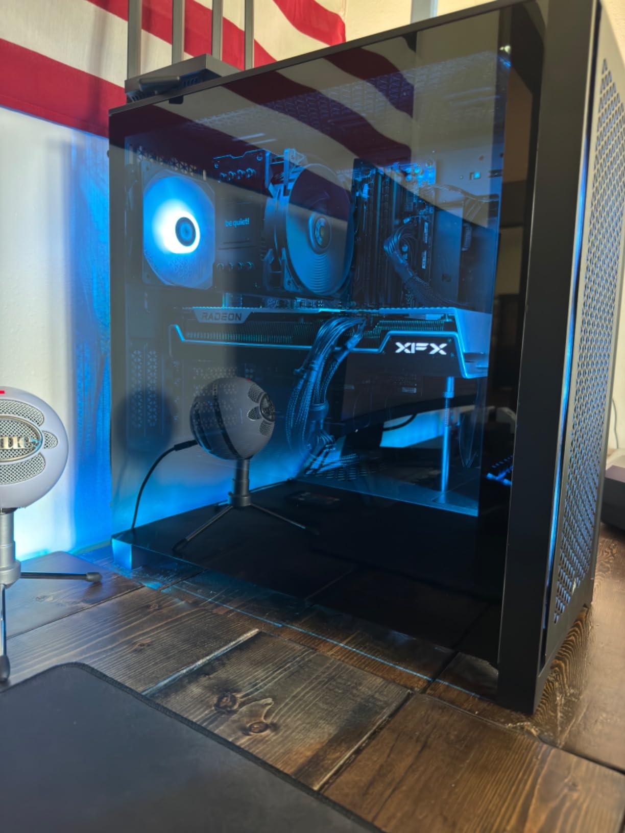 XFX Speedster MERC319 RX 7800 XT Black Gaming Graphics Card 16GB GDDR6 HDMI 3xDP, AMD RDNA 3 customer photo 1