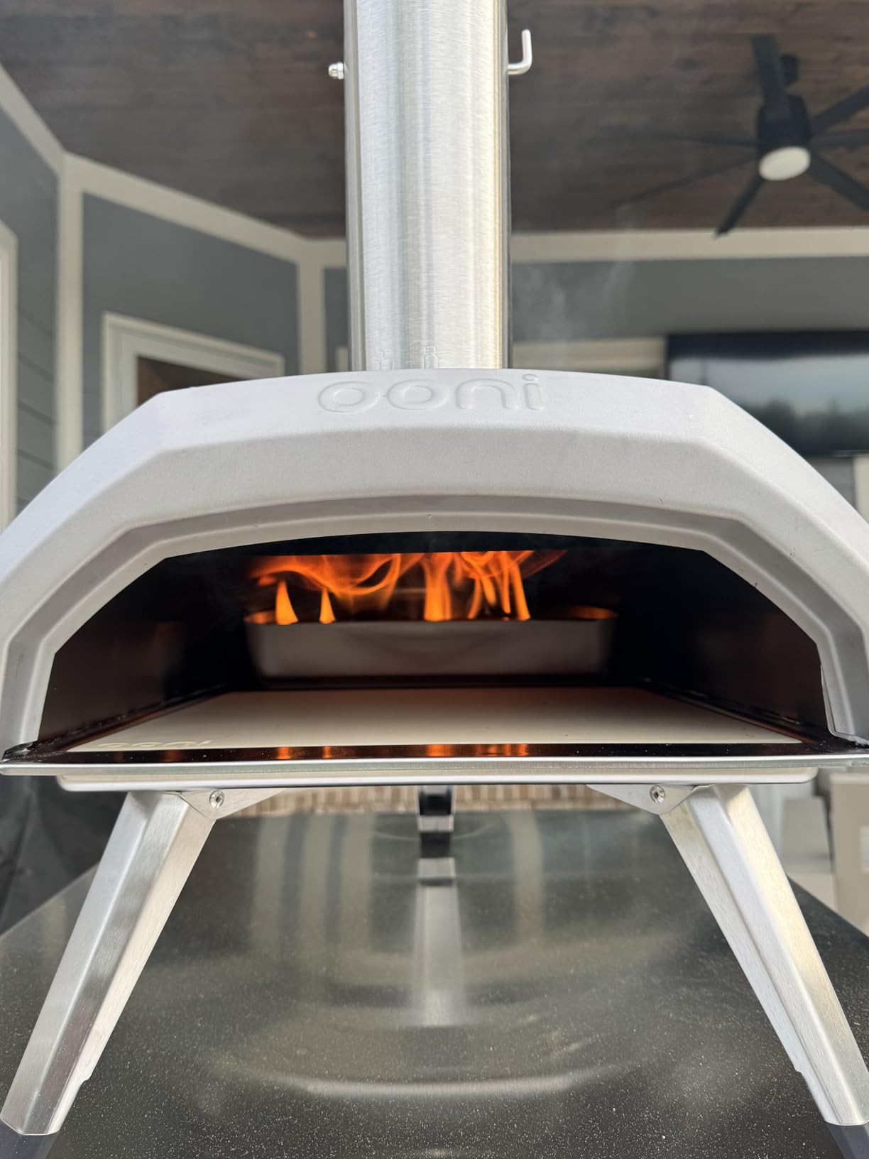 Ooni Karu 12 Multi-fuel Outdoor Portable Pizza Oven - Reaches 950°F and Cooks 12 Inch Pizzas in 60 Seconds customer photo 1