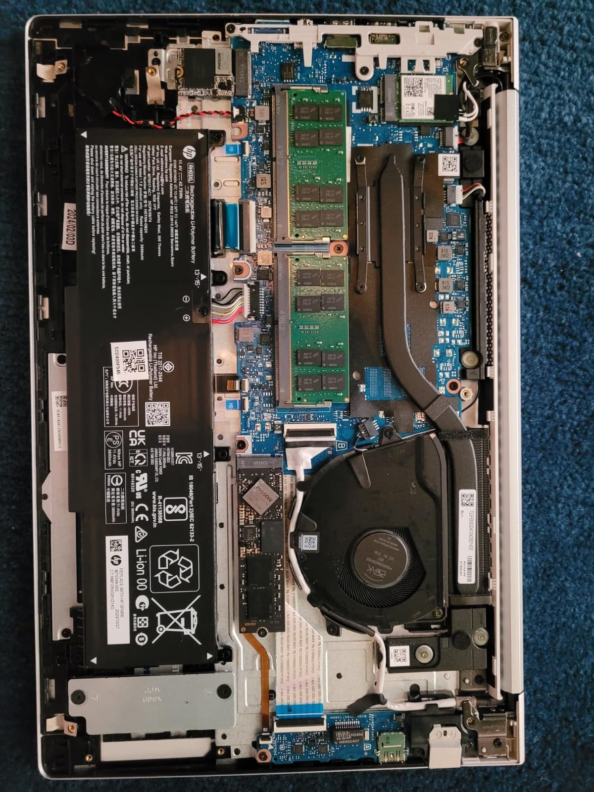 Crucial T500 PCIe Gen4 NVMe 2TB SSD, Up to 7,400MB/s, TLC NAND, Laptop & Desktop (PC) Compatible, for Creatives and Gamers, Includes 1Mo Adobe CC customer photo 2