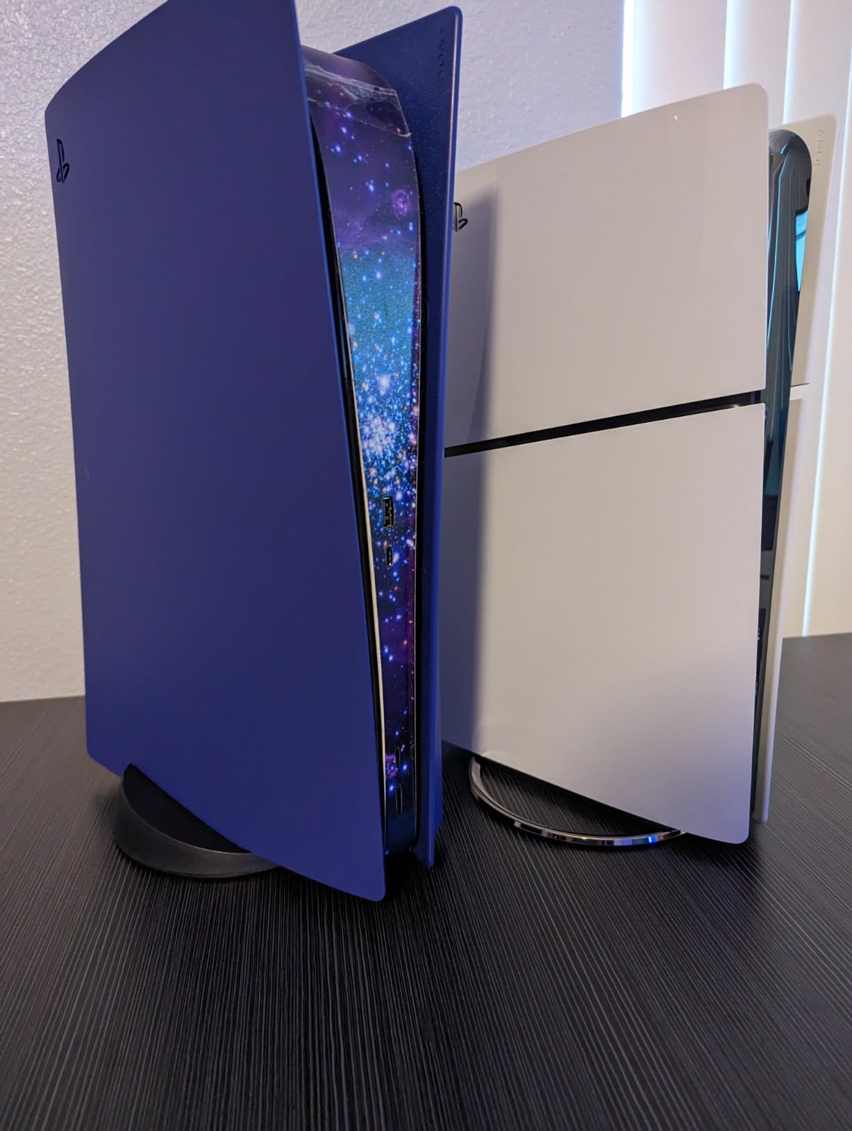 PlayStation Vertical Stand for PS5® Consoles customer photo 2