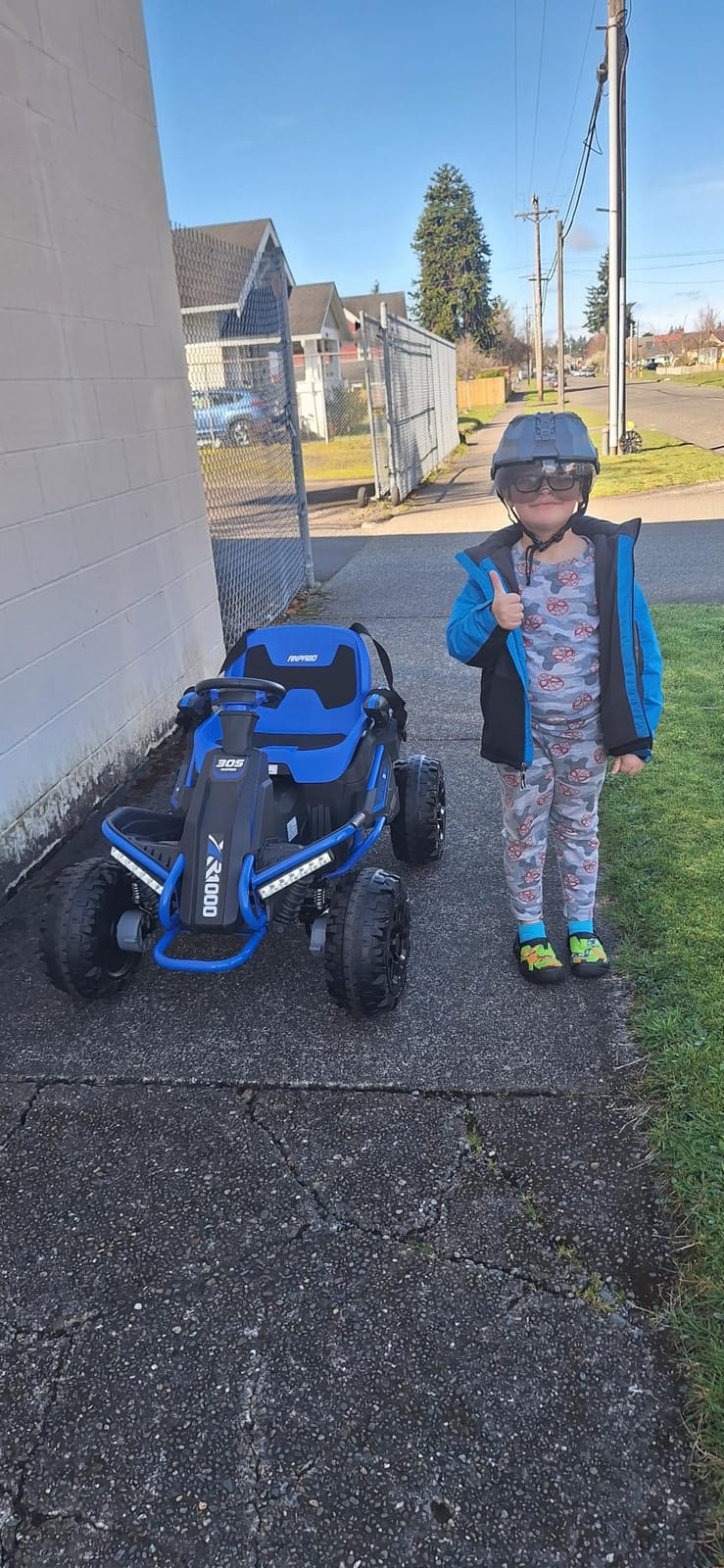 ANPABO 24V 4x4 Ride On Toys for Big Kids Aged 3-12, 4 * 200W Motors (Blue) - Heavy-duty kids ATV for off-road fun with sturdy metal frame, shock absorbers, 5mph, adjustable seat and parent remote customer photo 2