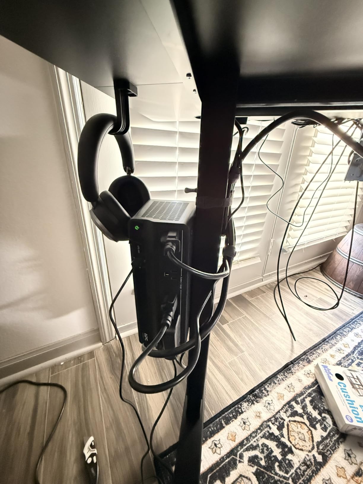 Monomi Large Electric Standing Desk 71
