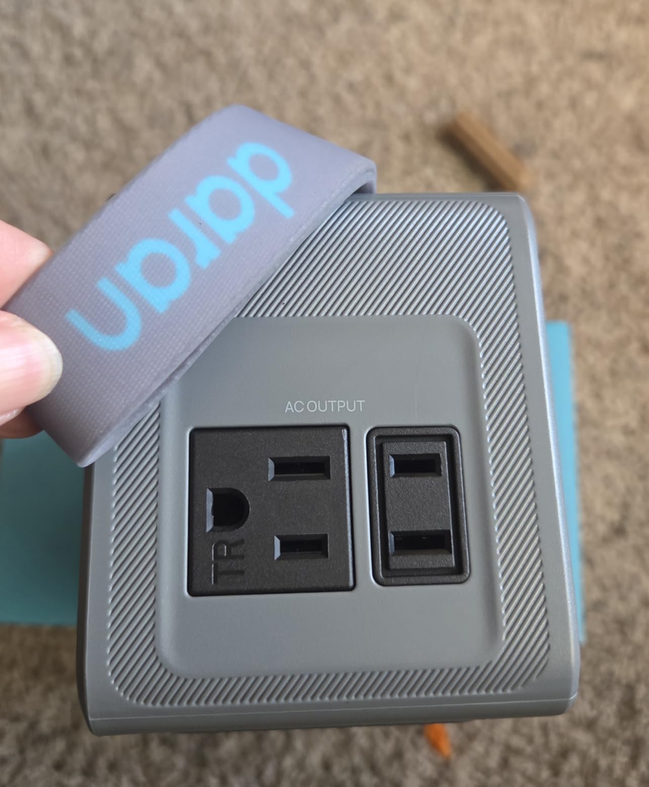 Daran Portable Power Station 89.6Wh LiFePO4 Battery 100W(200W Peak) Solar Power Bank, Portable Charger Small Generator with AC Outlets & PD Fast Charging for Home/Laptop/Camping (Solar Panel Optional) customer photo 1