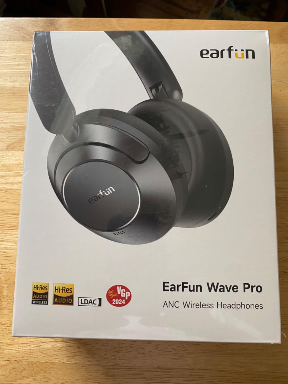 EarFun Wave Pro Active Noise Canceling Headphones, Wireless Over Ear Bluetooth Headphones, LDAC Hi-Res Sound, 5 Mics AI Clear Call, 80H Playtime, Multipoint Connection, Comfort Fit, Custom EQ via App, Black customer photo 2