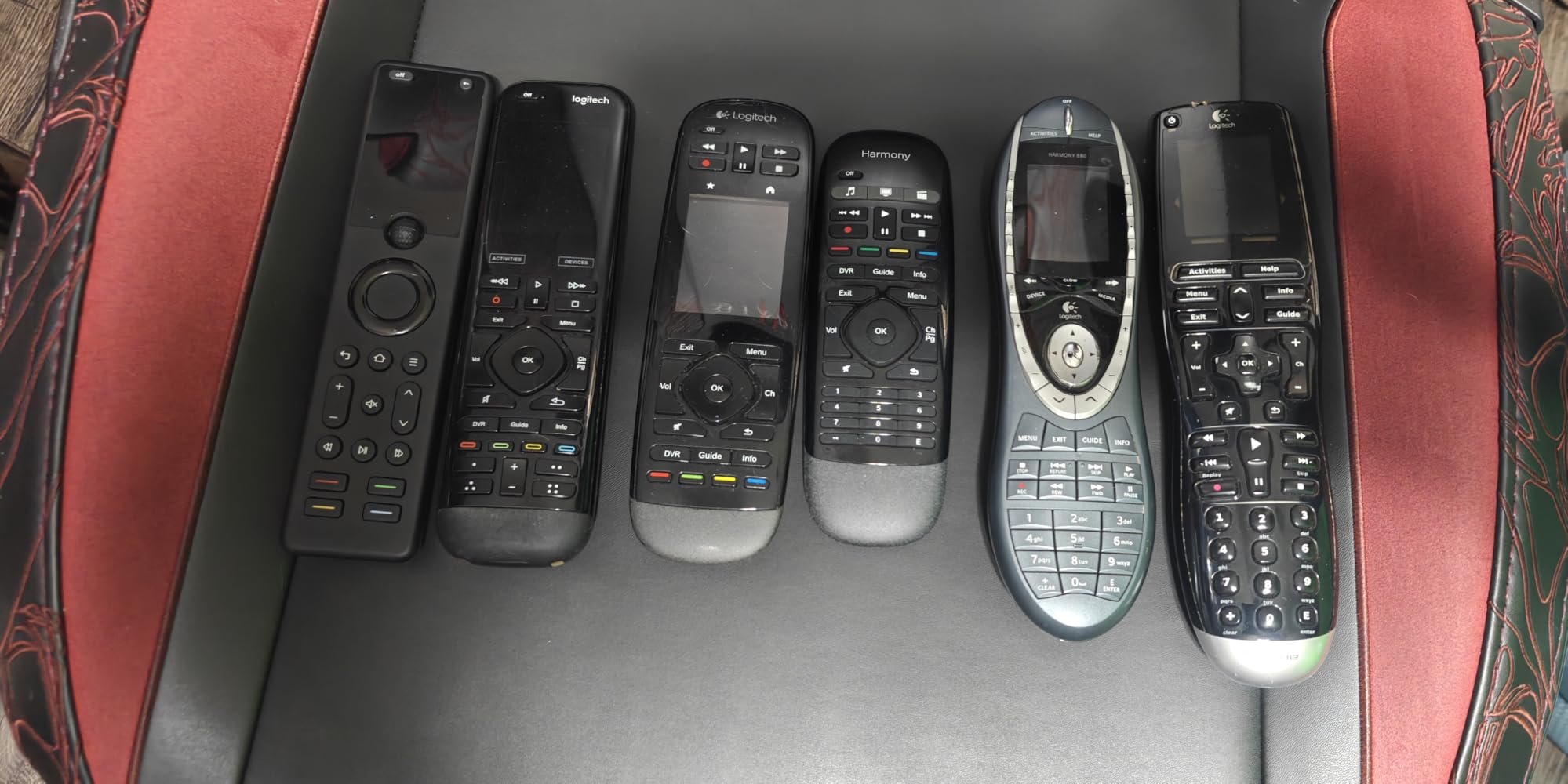 SofaBaton X1S Universal Remote Control with Hub, Improved Scroll, Smart Remote All in One with Customize One Touch Activities, Compatible with IR/Bluetooth/WiFi Devices customer photo 1
